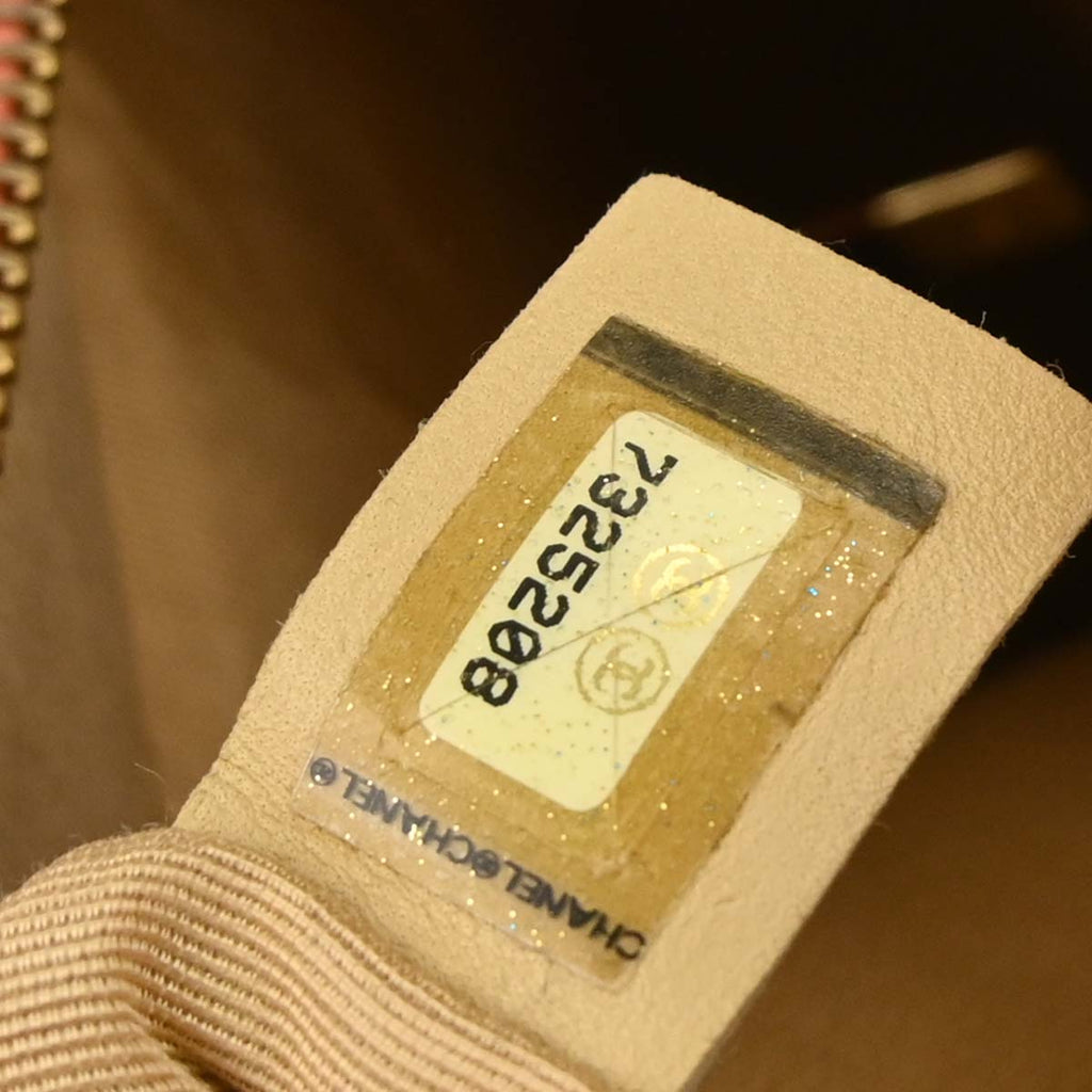 Chanel 2002-2003 Salmon Pink Caviar Skin Shoulder Bag