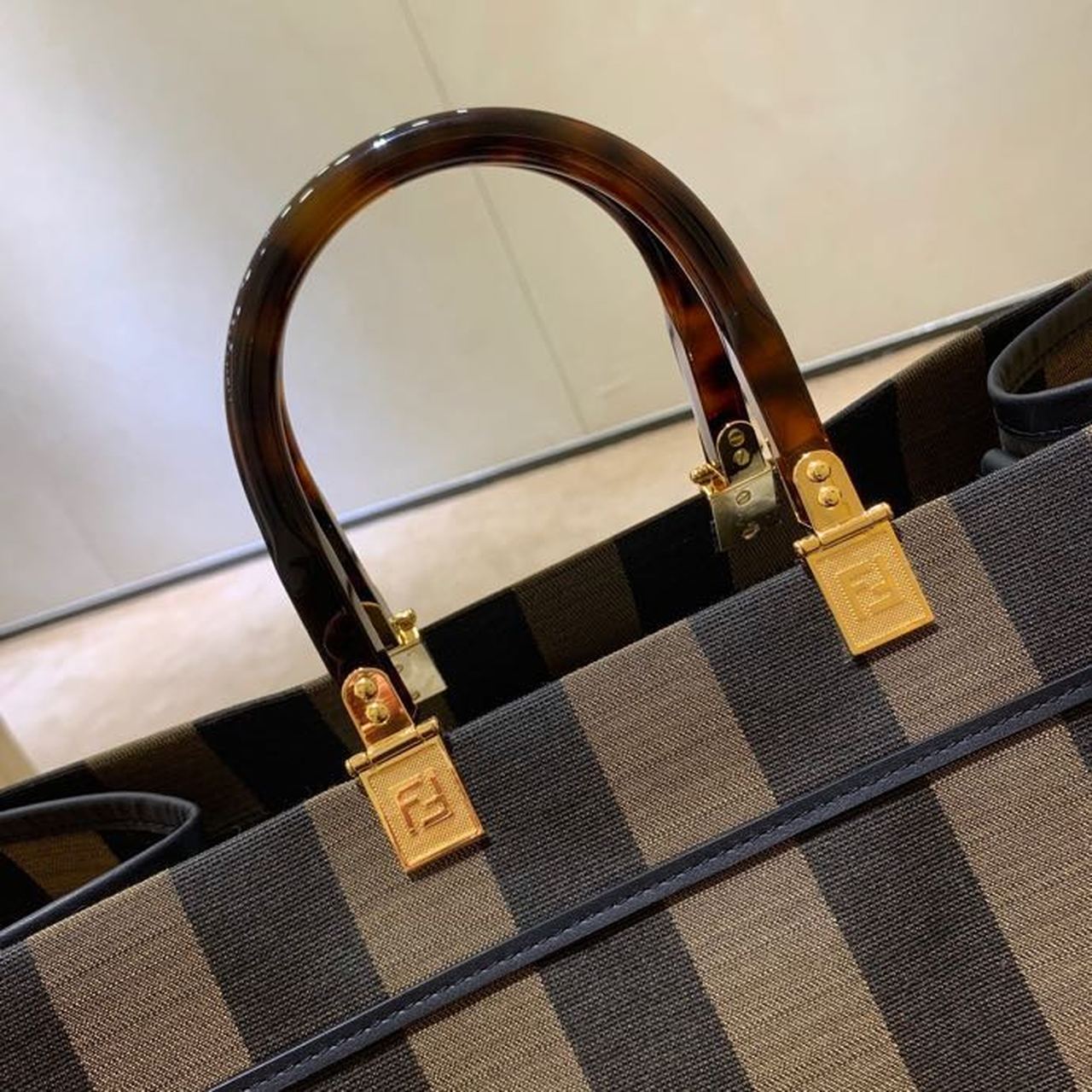 Sunshine Large Canvas Tote Bag Brown For Women, Women’s Handbags, Shoulder Bags 15.7in/40cm FF 8BH372ABottega VenetaTF1BAH