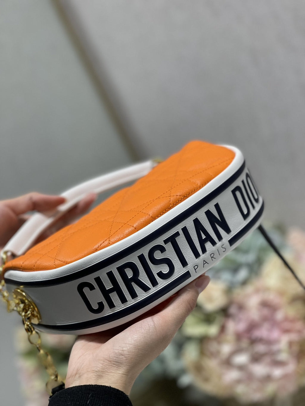 Dior Small Vibe Hobo Bag Fluorescent Orange Macrocannage, Orange Handbags, Crossbody Bags, 20cm CD M7200ODDO_M057