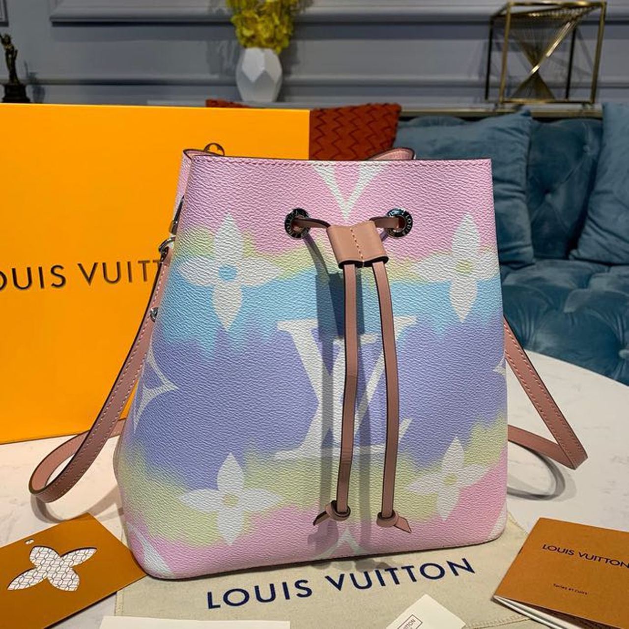 Louis Vuitton Escale NeoNoe MM Bucket Bag Monogram Canvas Multicolor For Women,  Shoulder And Crossbody Bags 10.2in/26cm Louis Vuitton M45124