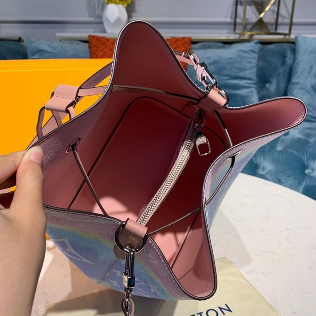 Louis Vuitton Escale NeoNoe MM Bucket Bag Monogram Canvas Multicolor For Women,  Shoulder And Crossbody Bags 10.2in/26cm Louis Vuitton M45124