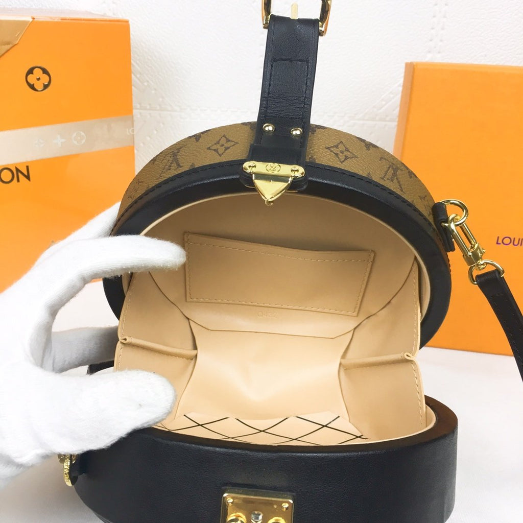 Elite Carryalls