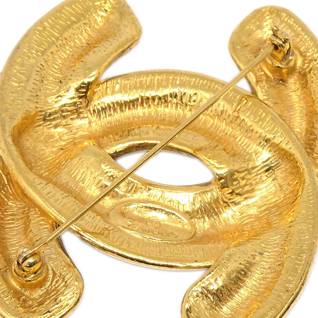 Chanel Quilted CC Brooch Pin Large Gold 1152