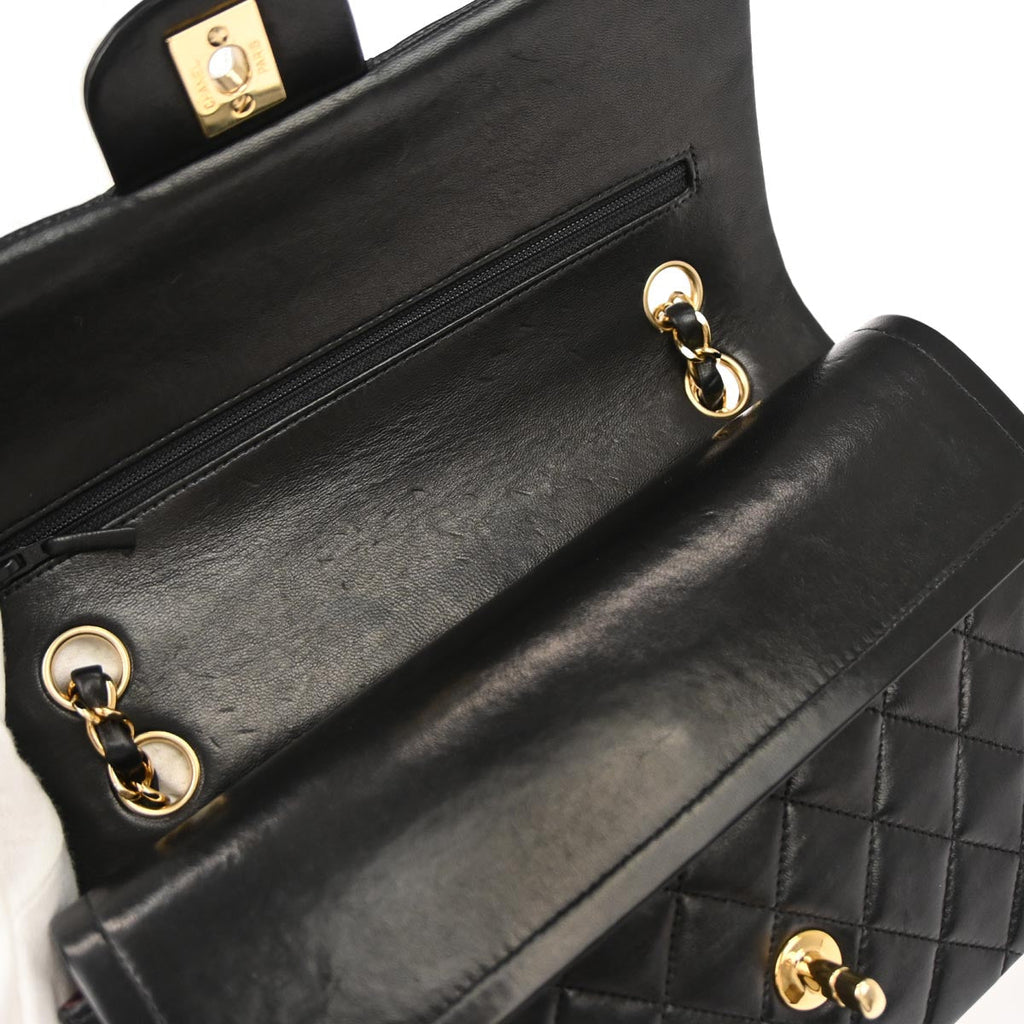 Chanel 2002-2003 Black Lambskin Medium Classic Double Flap Shoulder Bag