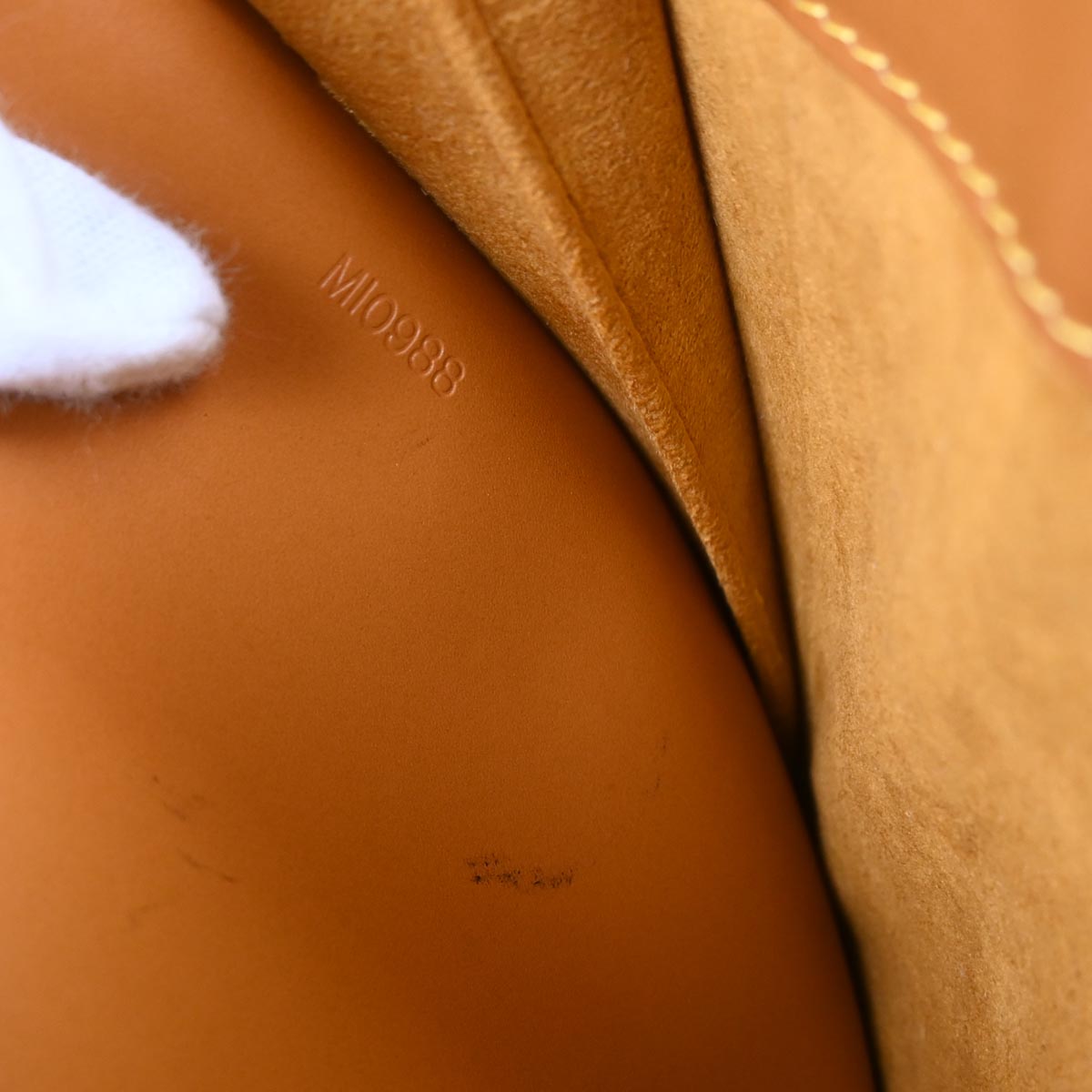 Louis Vuitton 1998 Brown Epi Pont Neuf Handbag M52058