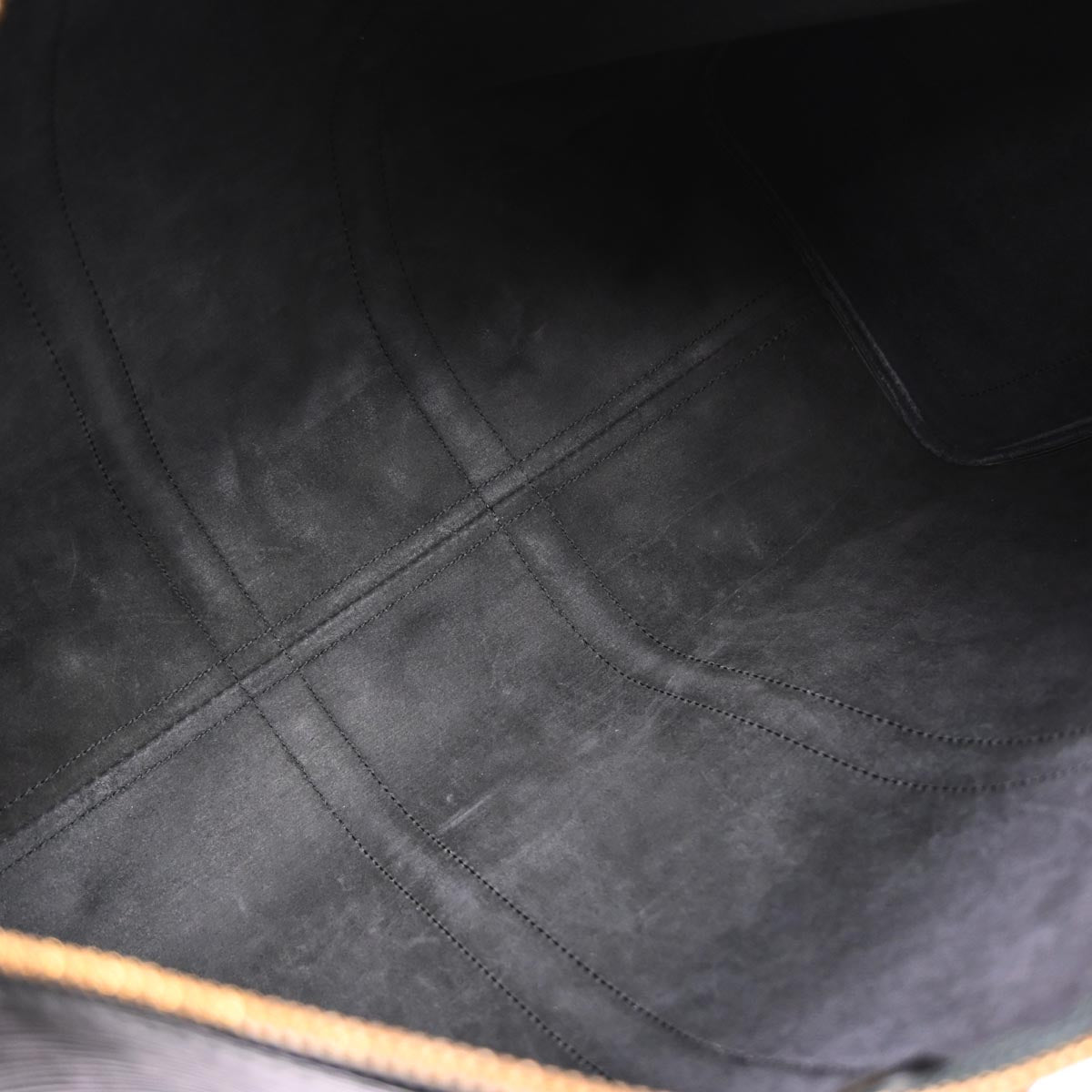 Louis Vuitton 1995 Black Epi Keepall 45 Travel Handbag M42972