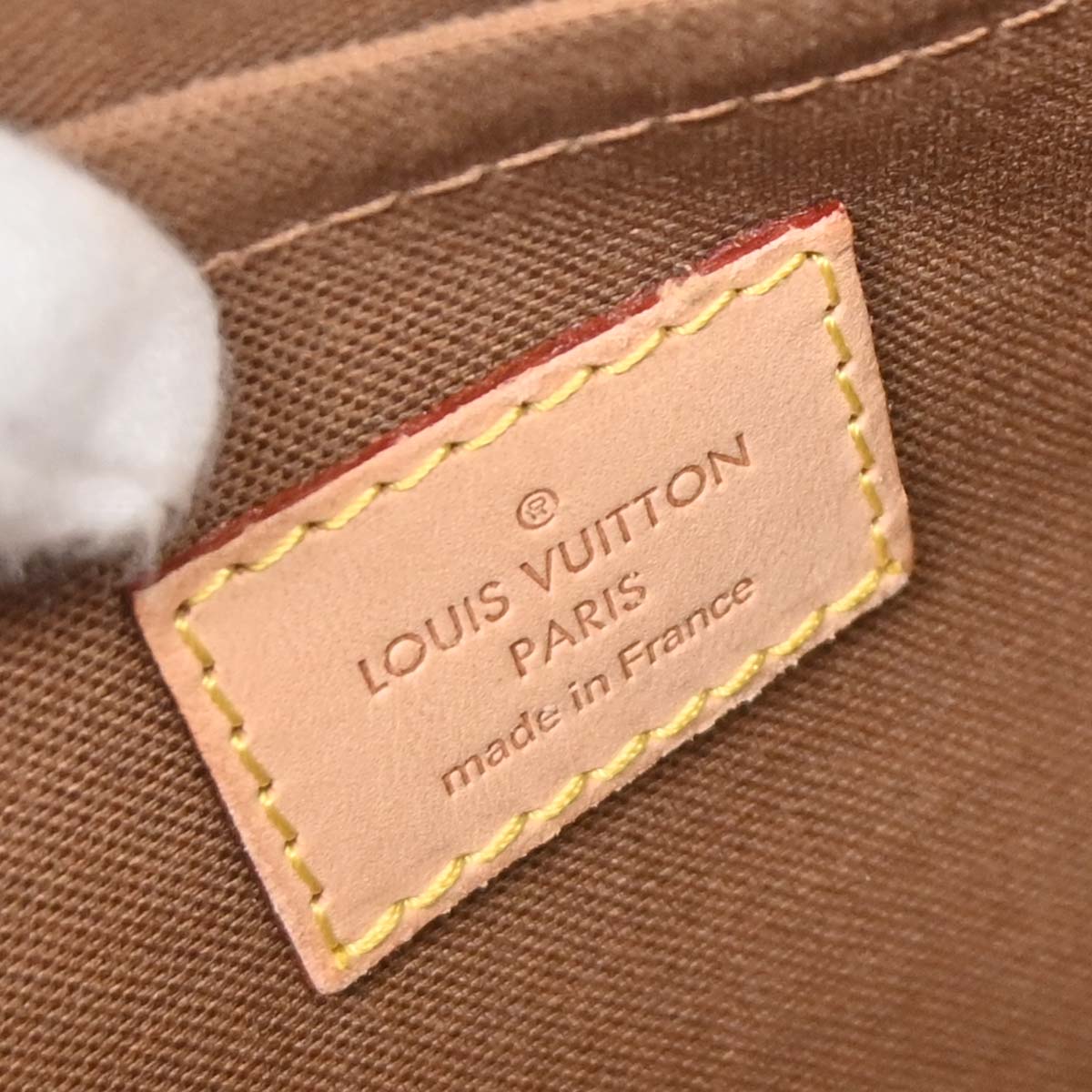 Louis Vuitton 2009 Monogram Thames PM Hobo Handbag M56384