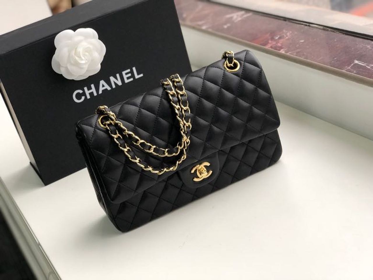 Chanel Classic Handbag Gold Toned Hardware BlackÃ‚Â For Women Bags, Shoulder And Crossbody Bags 10.2in/26cm A01112