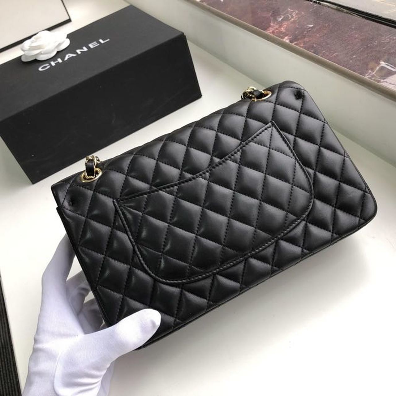 Chanel Classic Handbag Gold Toned Hardware BlackÃ‚Â For Women Bags, Shoulder And Crossbody Bags 10.2in/26cm A01112