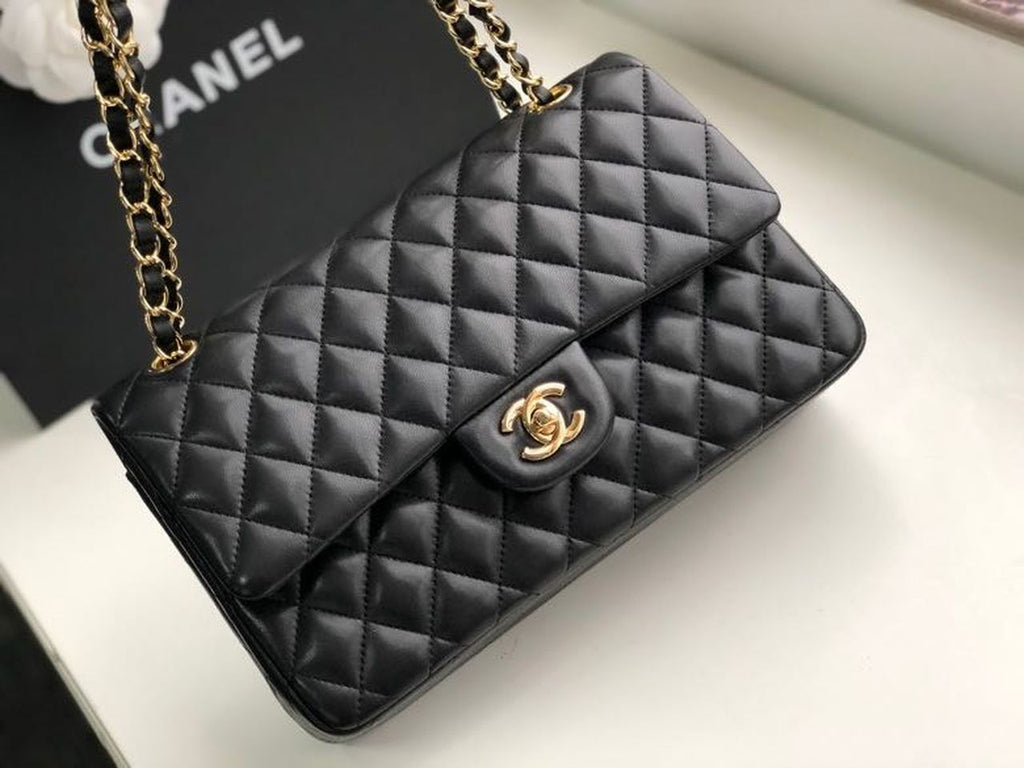 Chanel Classic Handbag Gold Toned Hardware BlackÃ‚Â For Women Bags, Shoulder And Crossbody Bags 10.2in/26cm A01112