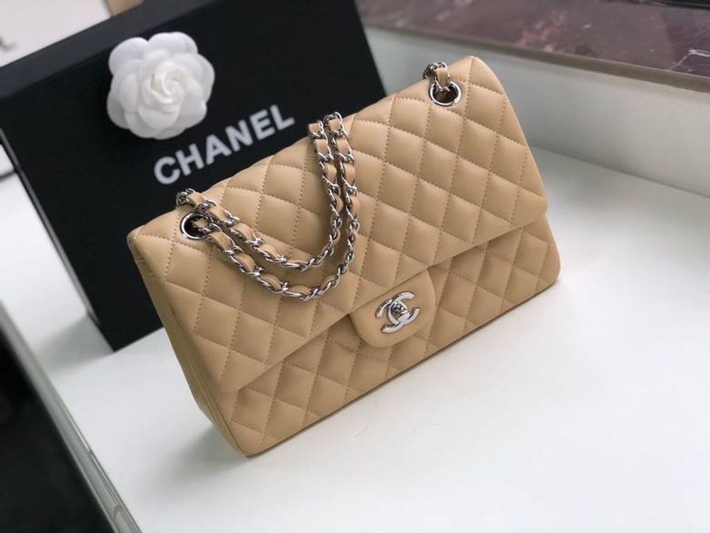 Chanel Classic Handbag SiLouis Vuittoner Hardware Beige For Women, Women’s Bags, Shoulder And Crossbody Bags 10.2in/26cm A01112