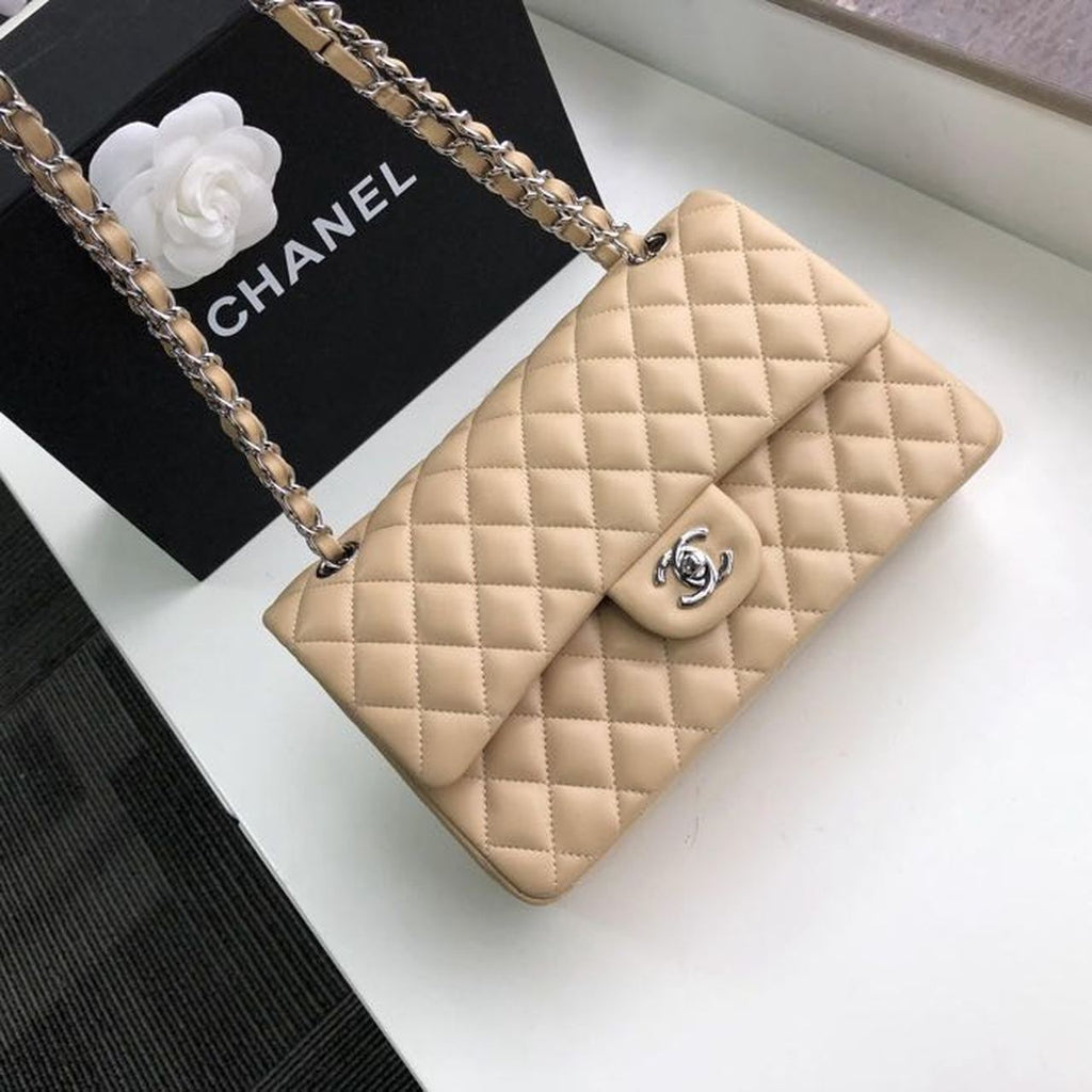 Chanel Classic Handbag SiLouis Vuittoner Hardware Beige For Women, Women’s Bags, Shoulder And Crossbody Bags 10.2in/26cm A01112
