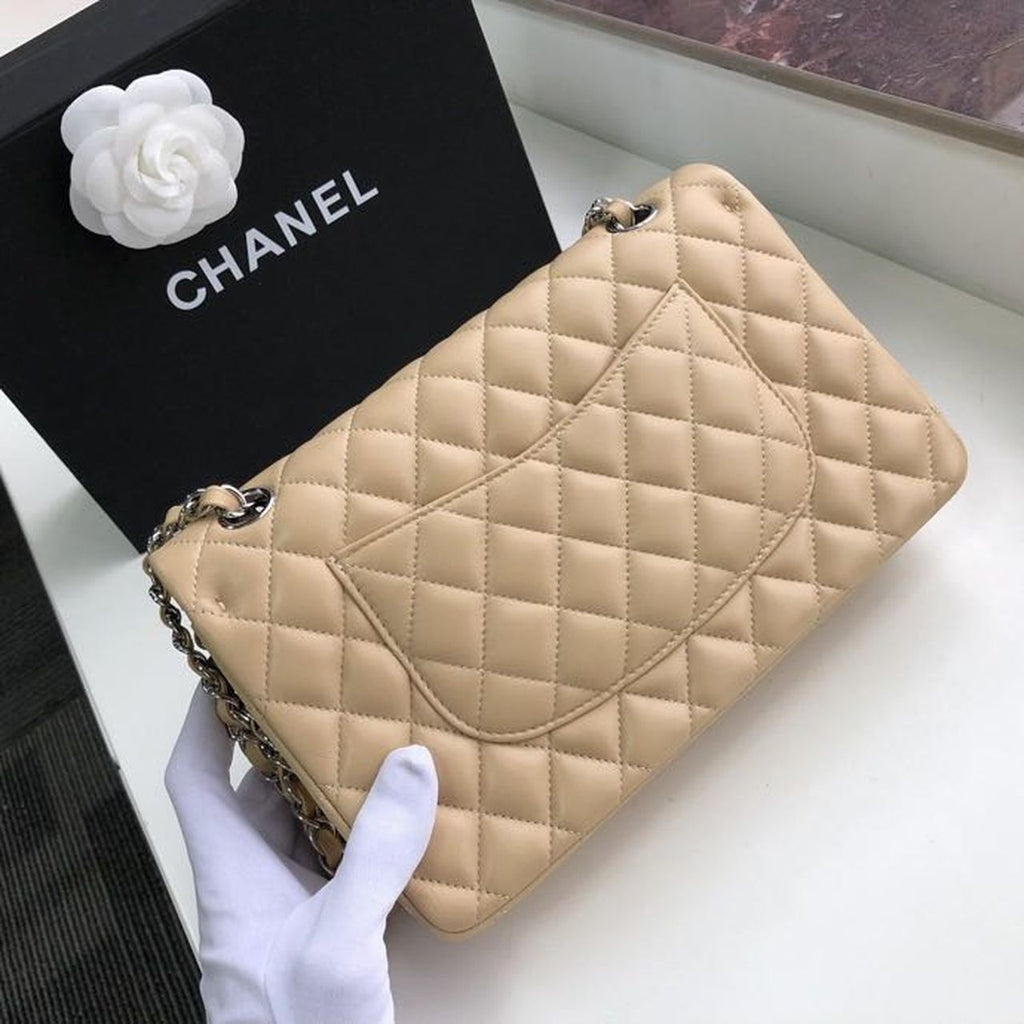 Chanel Classic Handbag SiLouis Vuittoner Hardware BeigeÃ‚Â For Women Bags, Shoulder And Crossbody Bags 10.2in/26cm A01112