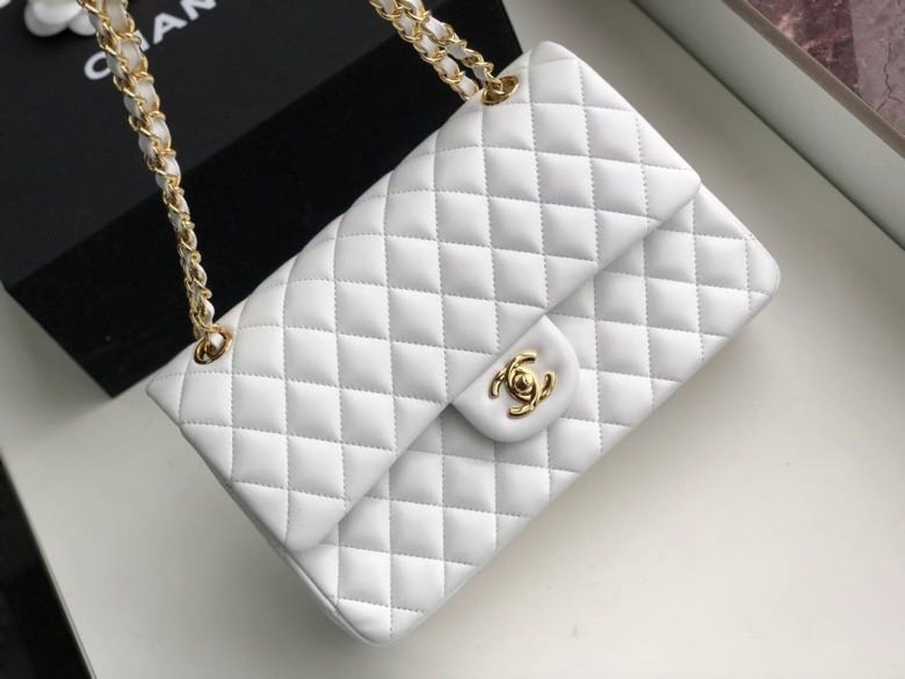 Chanel Classic Handbag Gold Toned Hardware WhiteÃ‚Â For Women Bags, Shoulder And Crossbody Bags 10.2in/26cm A01112