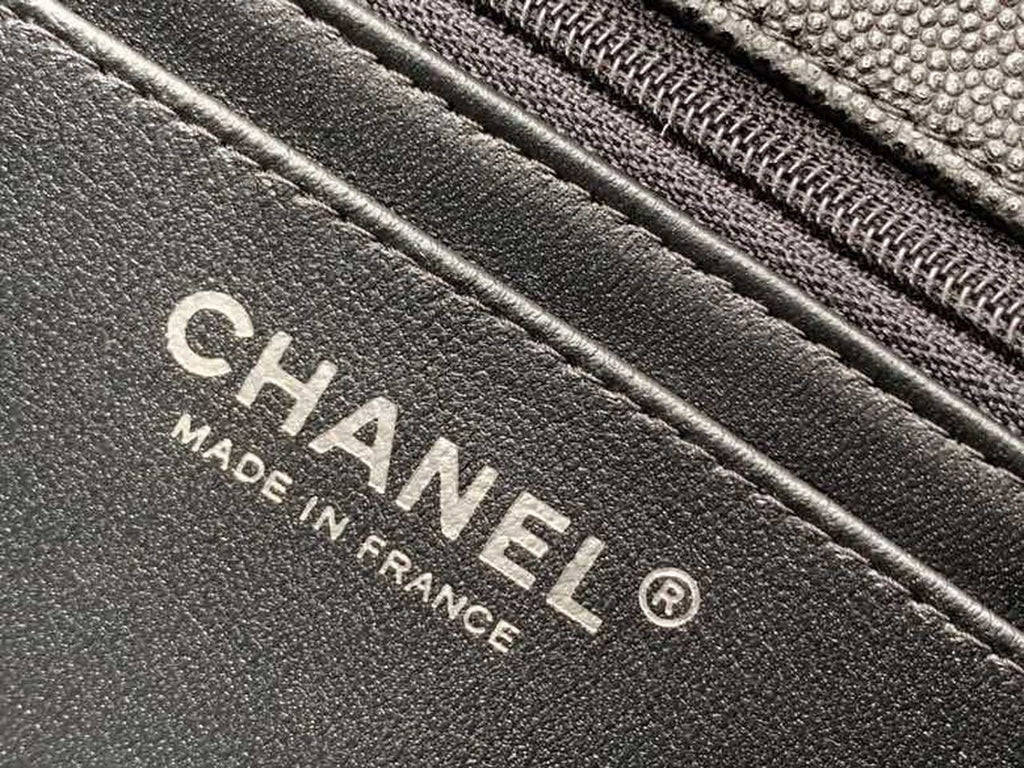 ChanelSmall Classic Handbag Rose Gold Toned Hardware Black For Women, Women’s Bags, Shoulder and Crossbody Bags 7.8in/20cm A01113