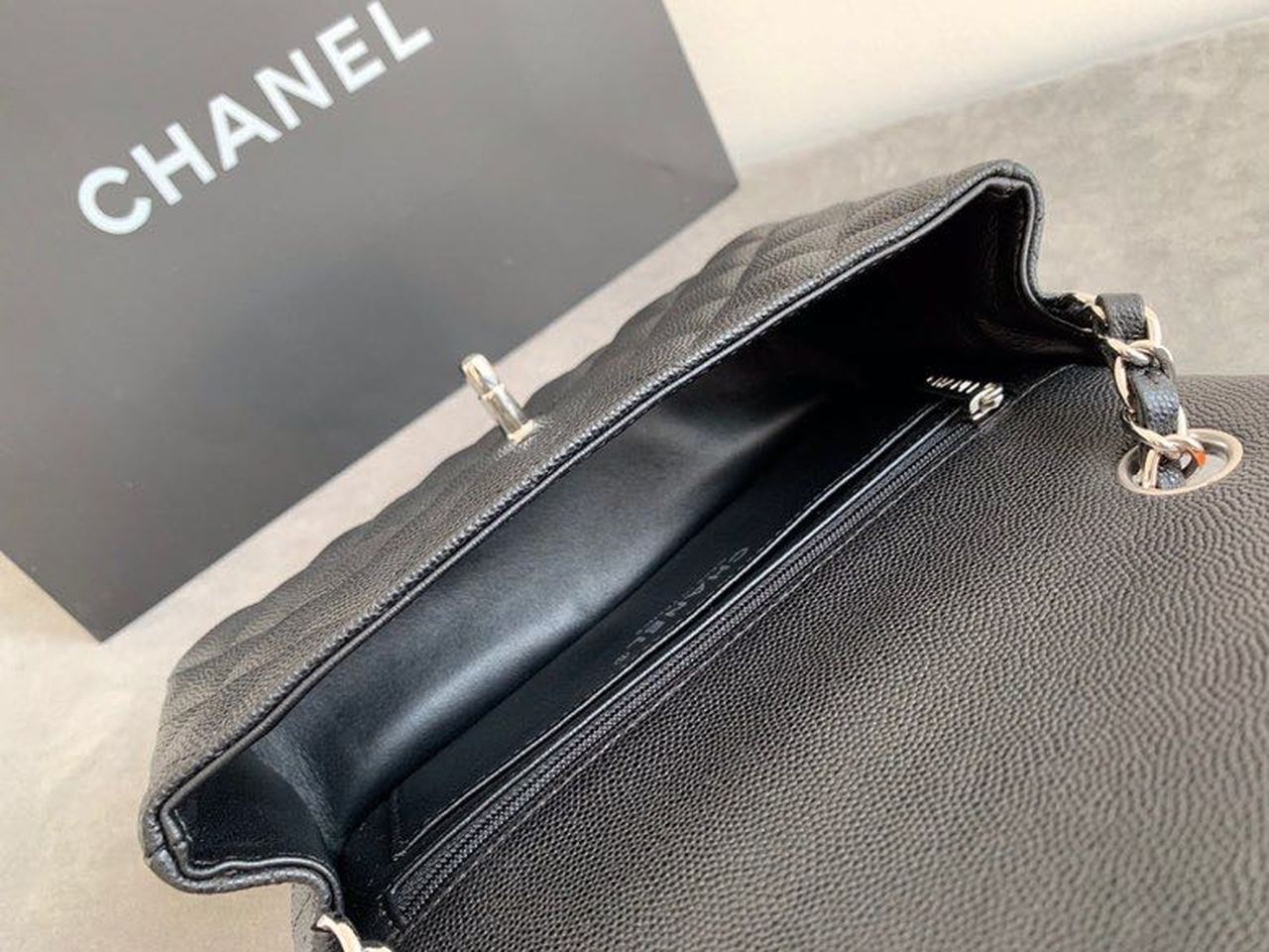 ChanelSmall Classic Handbag Rose Gold Toned Hardware Black For Women Bags, Shoulder and Crossbody Bags 7.8in/20cm A01113