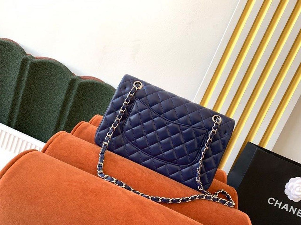 Chanel Classic Handbag Navy Blue For Women Bags, Shoulder And Crossbody Bags 10.2in/26cm A01112