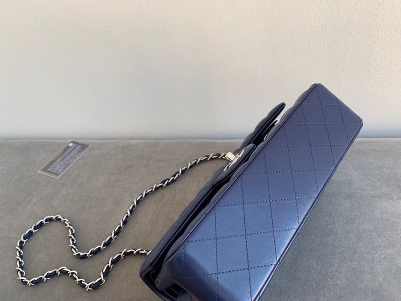 Chanel Classic Handbag Navy Blue For Women Bags, Shoulder And Crossbody Bags 10.2in/26cm A01112