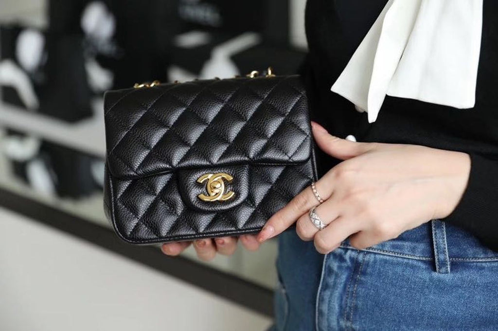 Chanel Classic Mini GlamIap Bag Gold Toned Hardware Black For Women 6.7in/17cm