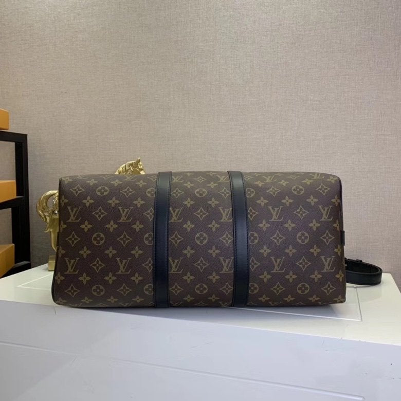 Elite Carryalls