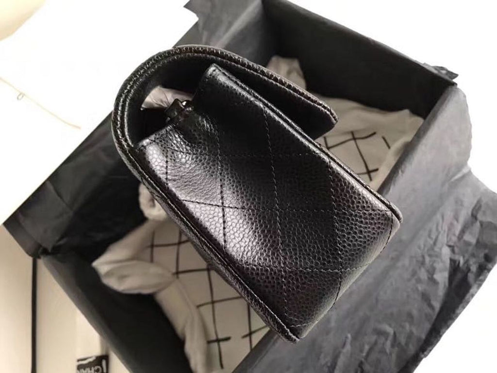 ChanelSmall Classic Handbag SiLouis Vuittoner Hardware Black For Women, Women’s Bags, Shoulder and Crossbody Bags 7.8in/20cm A01113