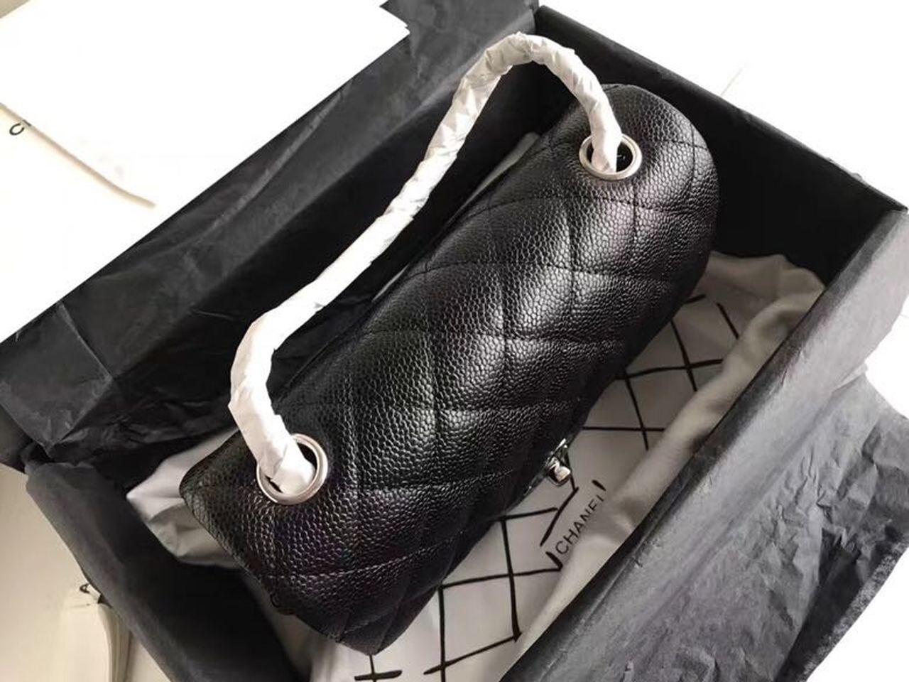 ChanelSmall Classic Handbag SiLouis Vuittoner Hardware Black For Women, Women’s Bags, Shoulder and Crossbody Bags 7.8in/20cm A01113