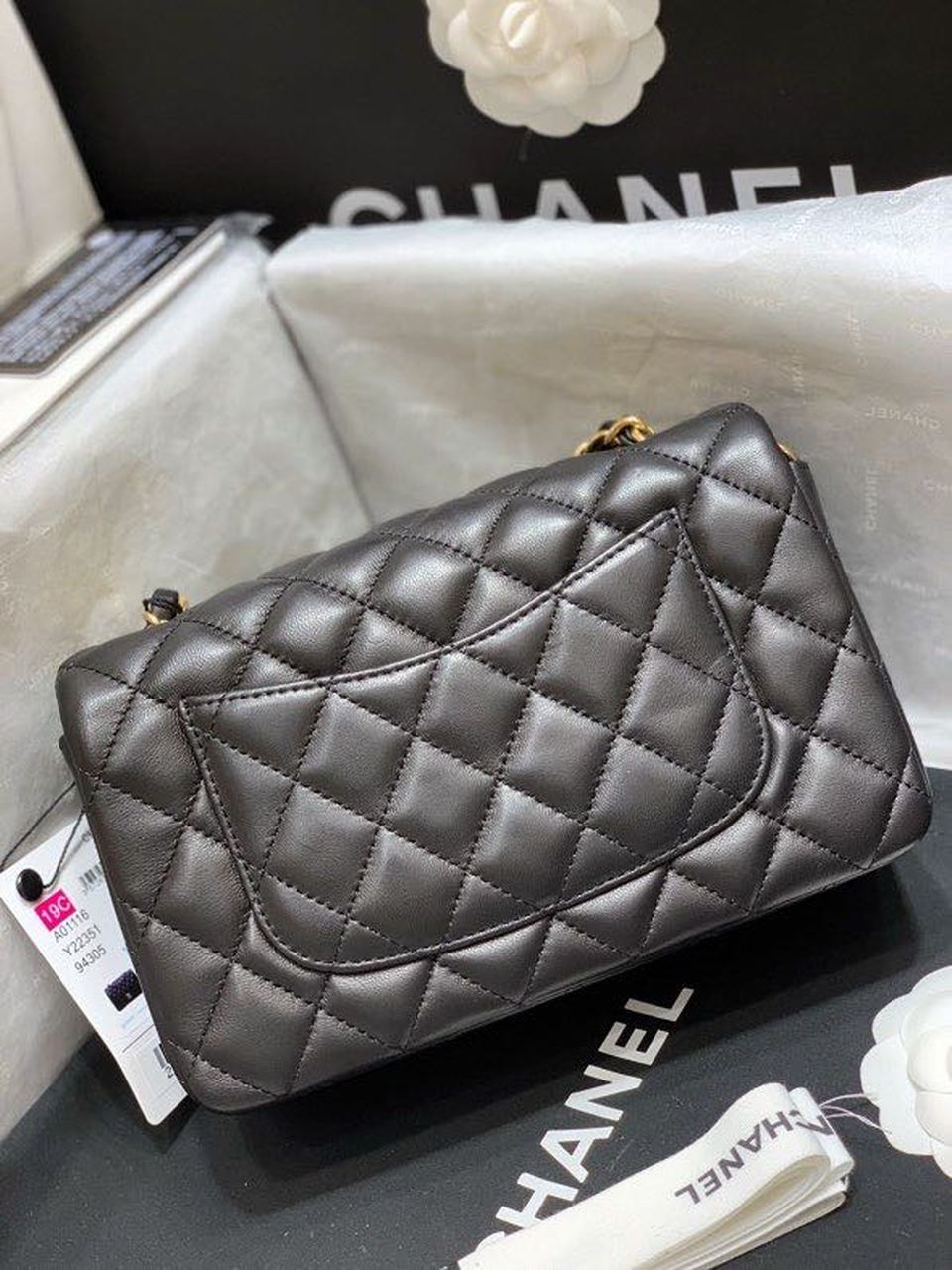 Chanel Classic GlamIap Bag Gold Toned Hardware Black For Women Bags, Shoulder And Crossbody Bags 7.8in/20cm A01116