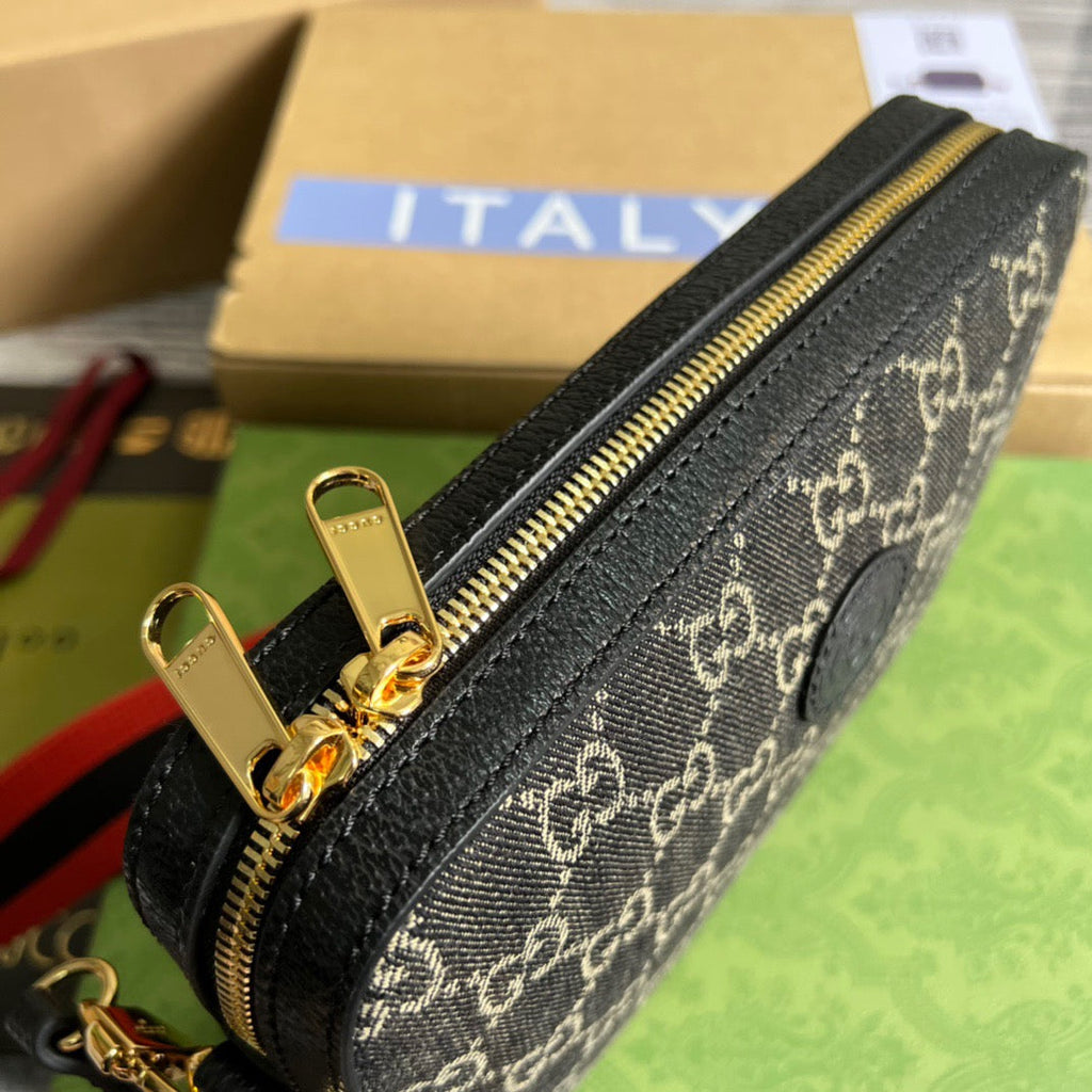 Shoulder Bag With Interlocking G Black And White Supreme Canvas For WomenÃ‚Â  9.6in/24.5cm Glami
