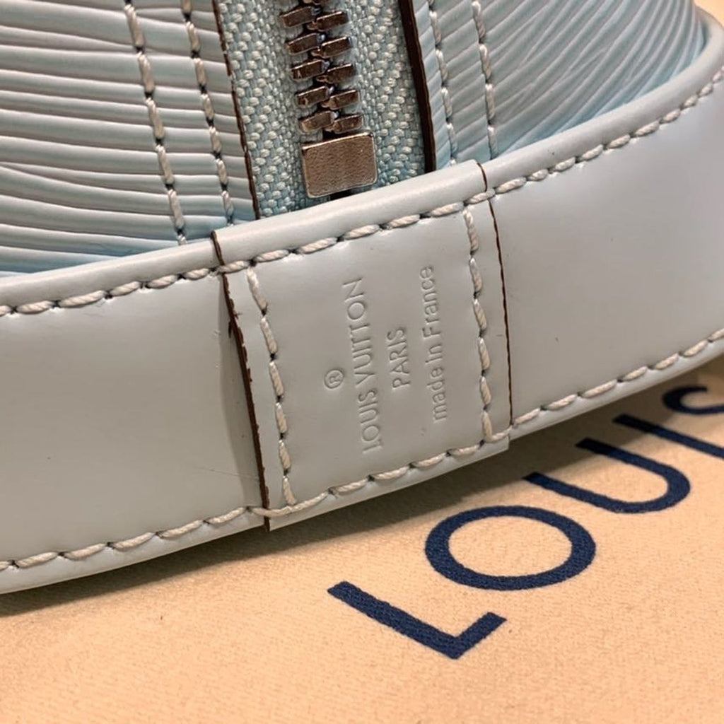 Louis Vuitton Alma Epi Seaside Blue For Women, WomenÃƒÂ¢Ã¢â€šÂ¬Ã¢â€žÂ¢s Handbags, Shoulder And Crossbody Bags 9.2in/23.5cm Louis Vuitton M56206