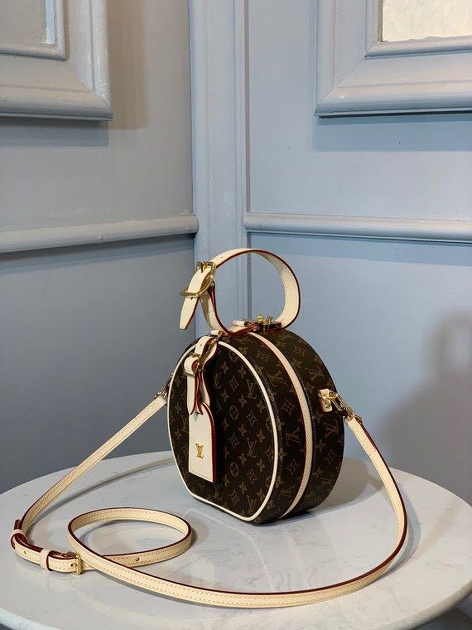 Louis Vuitton Petite Boite Chapeau Monogram Canvas For Women,  Shoulder And Crossbody Bags 6.9in/17.5cm Louis Vuitton M43514