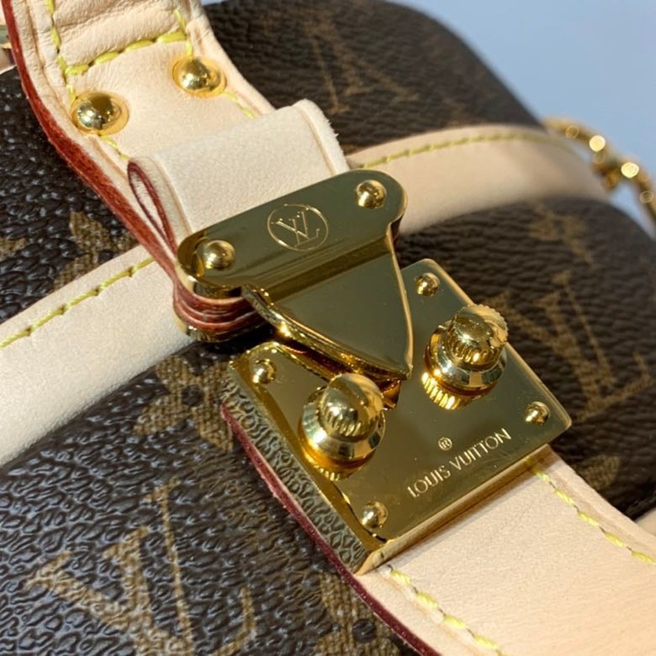Louis Vuitton Petite Boite Chapeau Monogram Canvas For Women,  Shoulder And Crossbody Bags 6.9in/17.5cm Louis Vuitton M43514