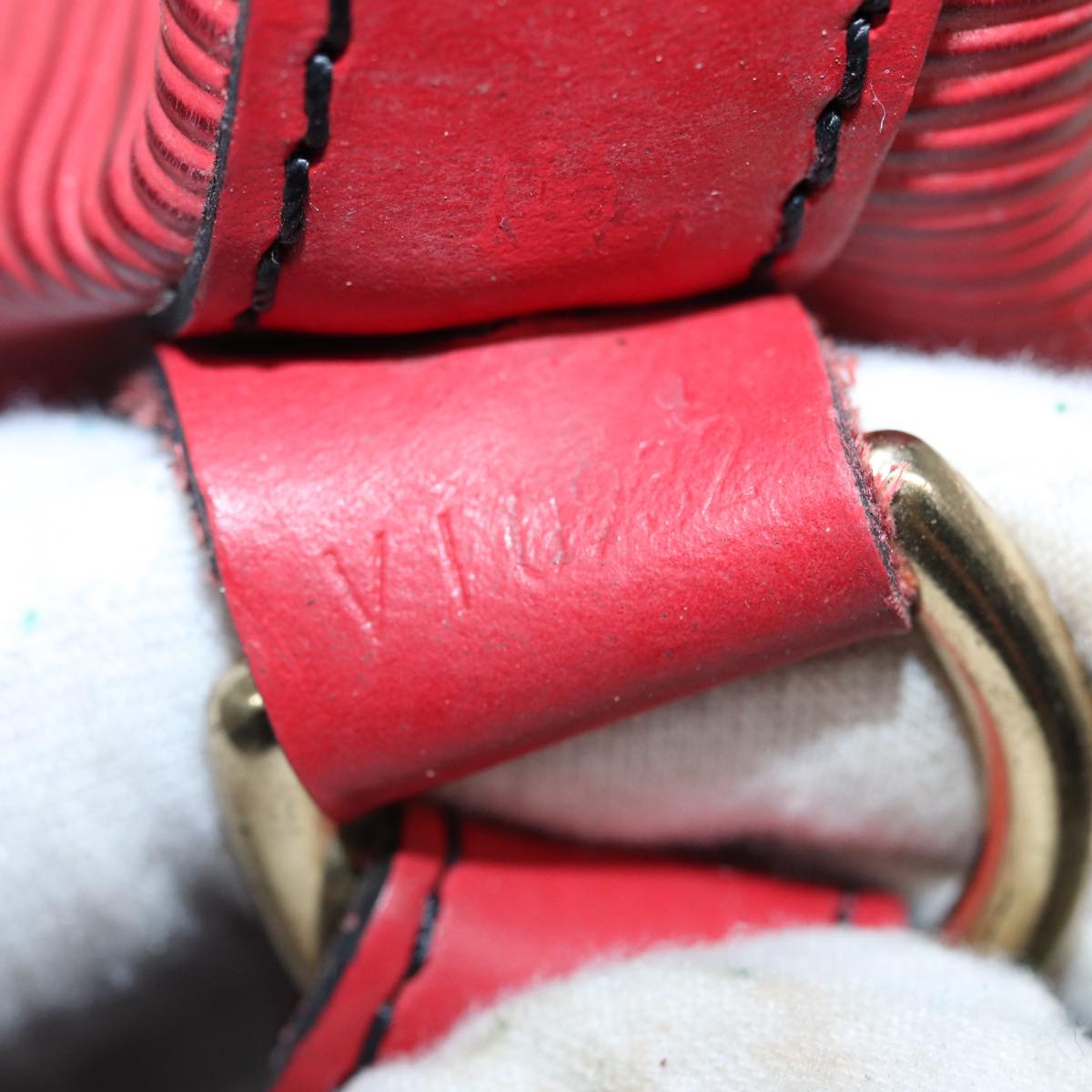 LOUIS VUITTON Noe Shoulder Bag