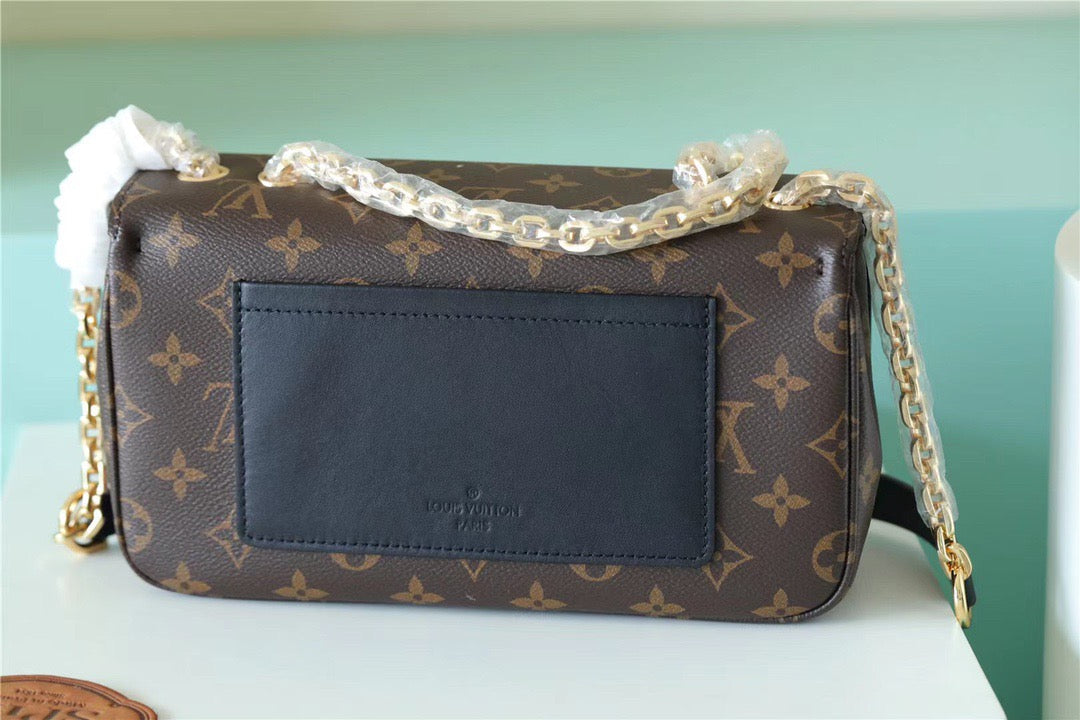 Louis Vuitton MarGLAMIau Monogram Canvas Black For Women,  Shoulder and Crossbody Bags 9.6in/24.5cm Louis Vuitton M46126