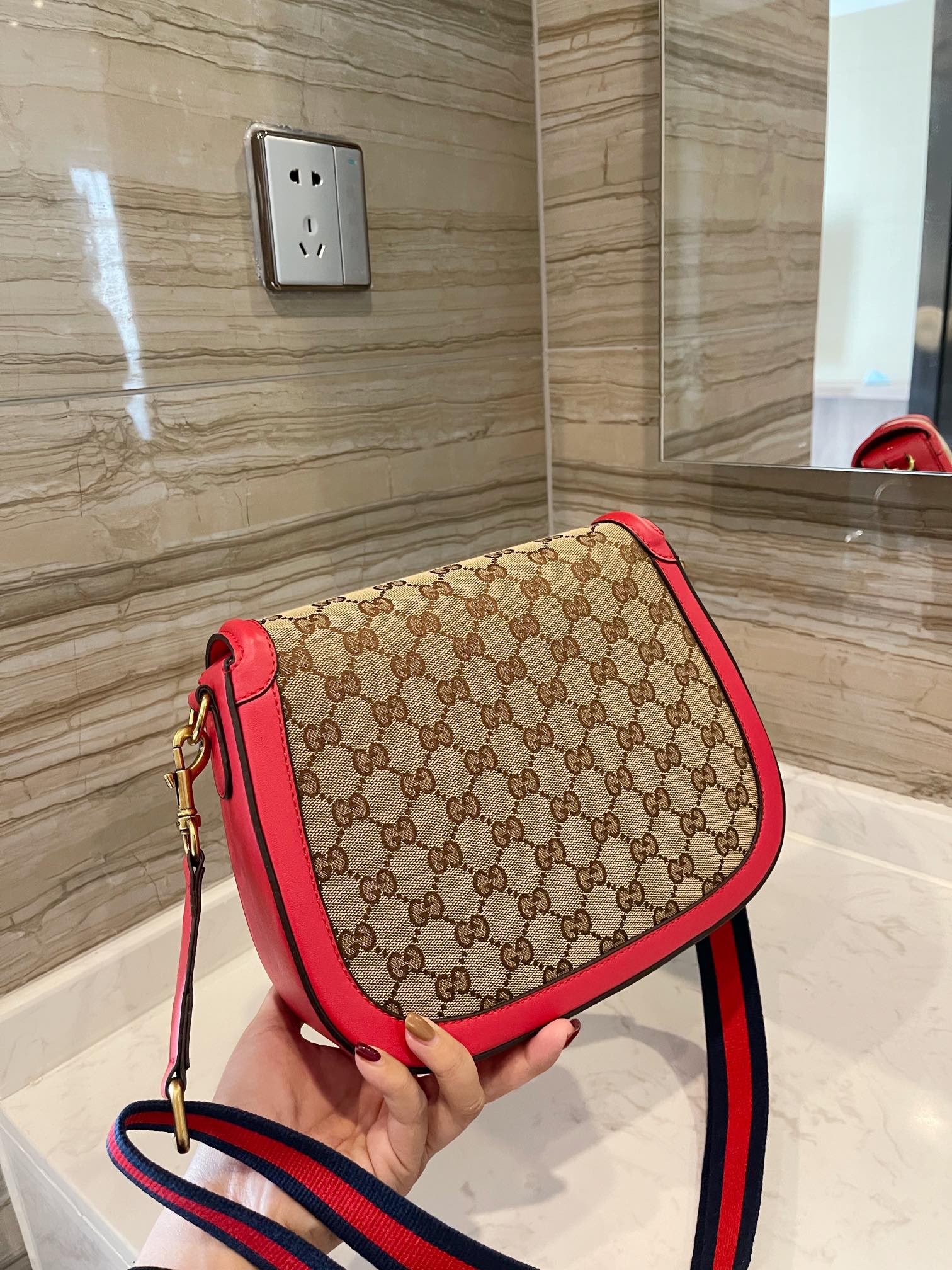 LB - New 1:1 rep  Bags Gucci 192