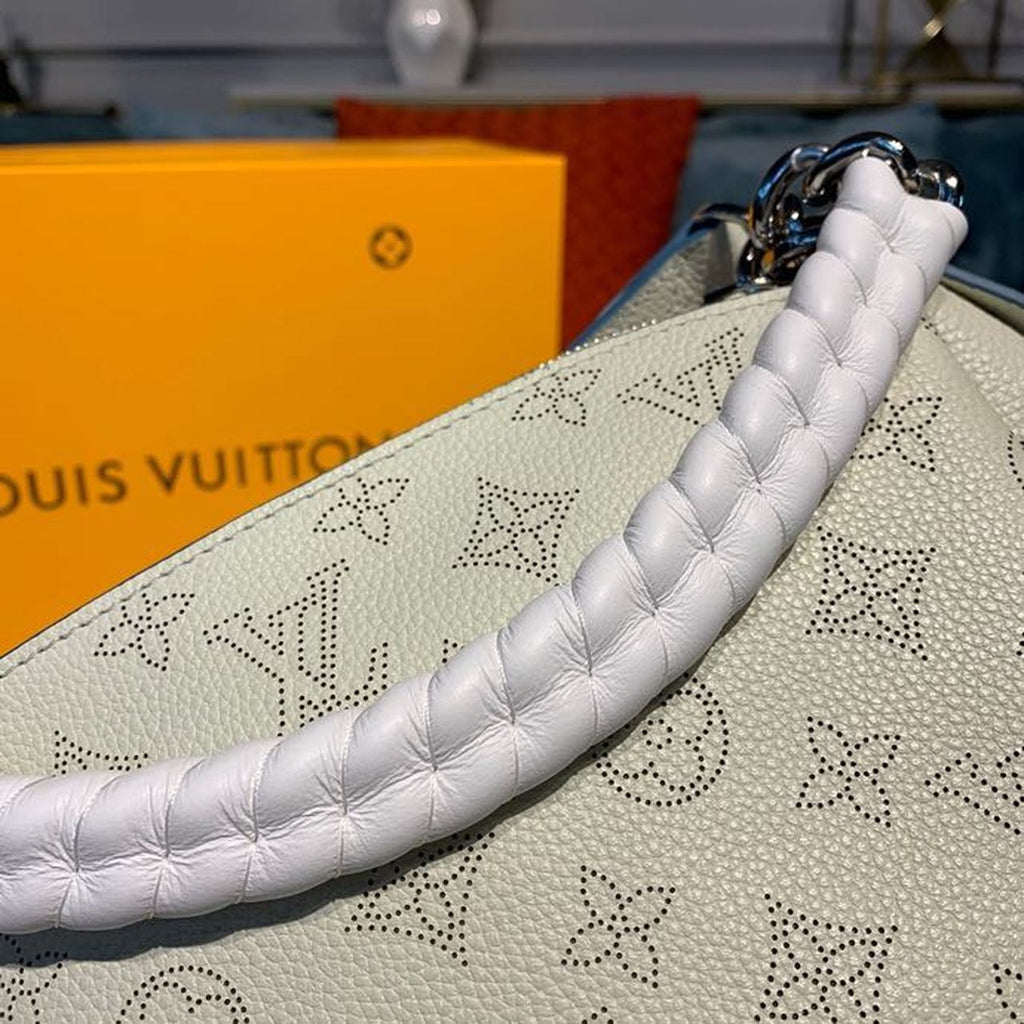 Louis Vuitton Beaubourg Hobo MM Ivory For Women,  Shoulder And Crossbody Bags 12.6in/32cm Louis Vuitton
