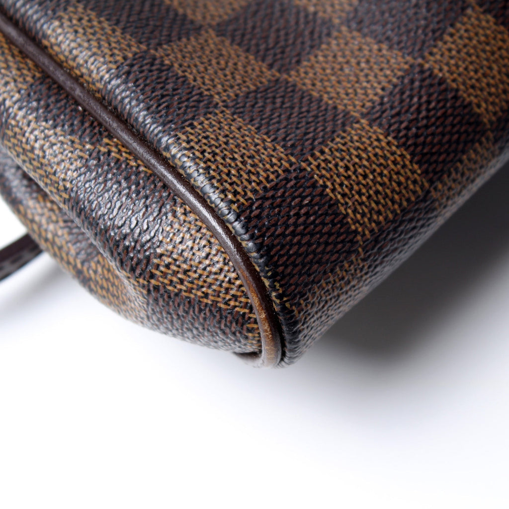 Eva Clutch Ebene