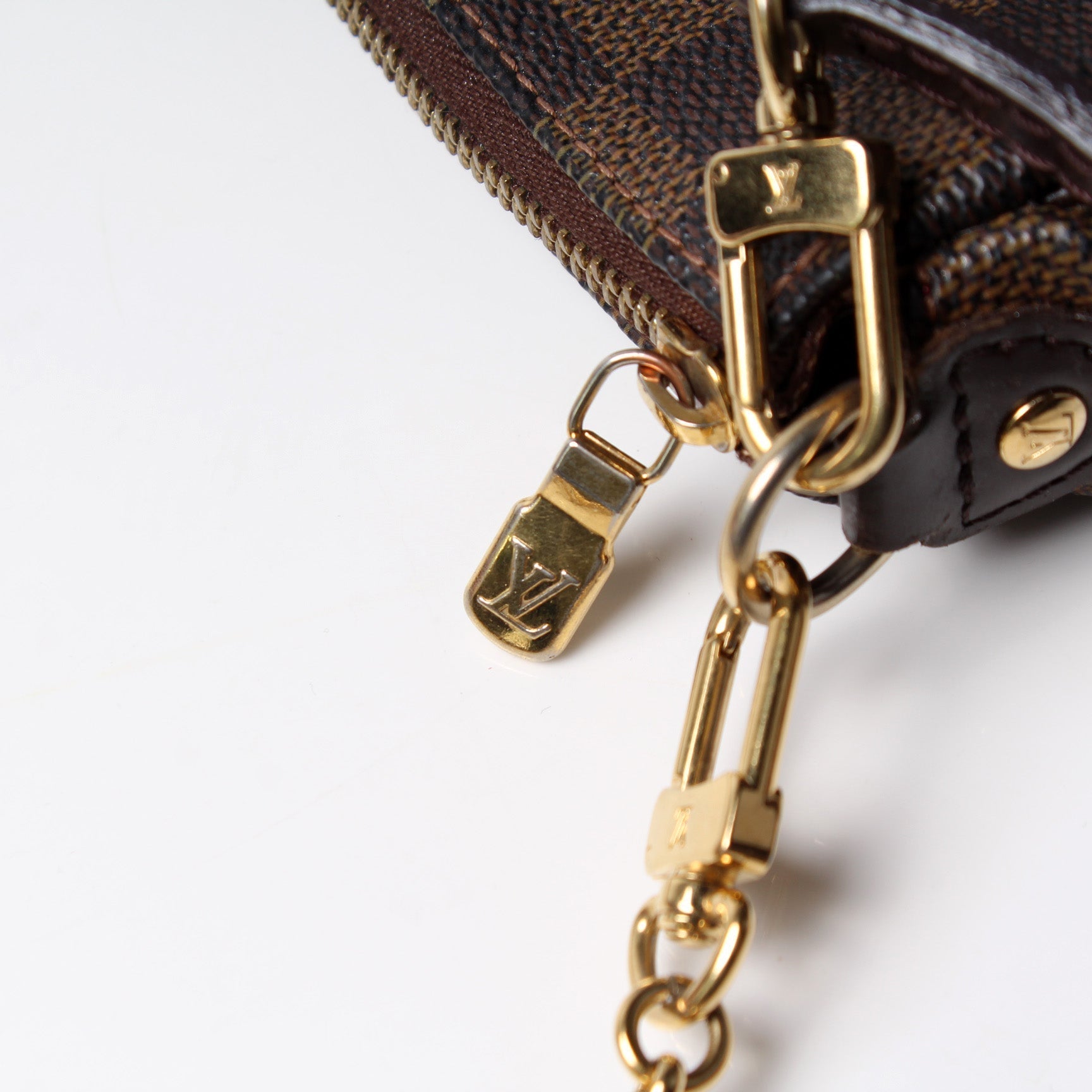 Eva Clutch Ebene