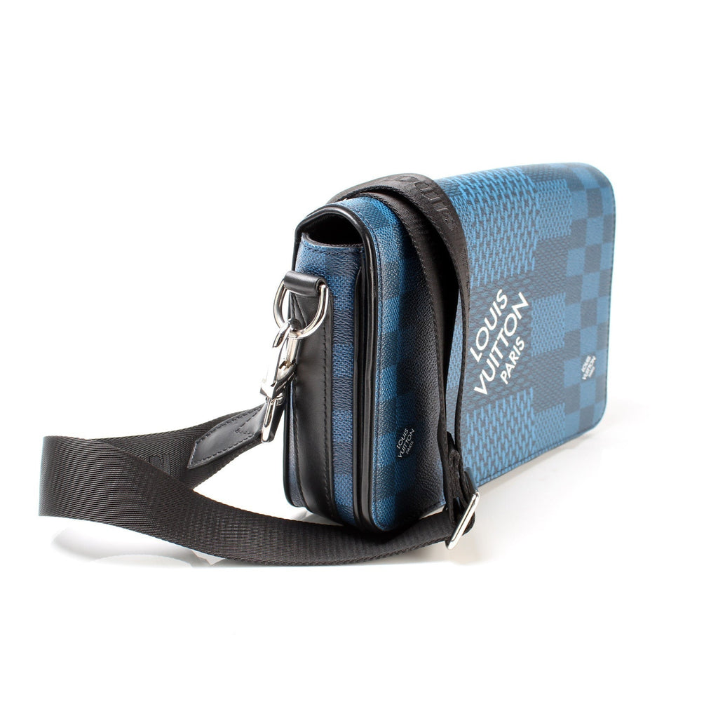 Studio Messenger Cobalt 3d