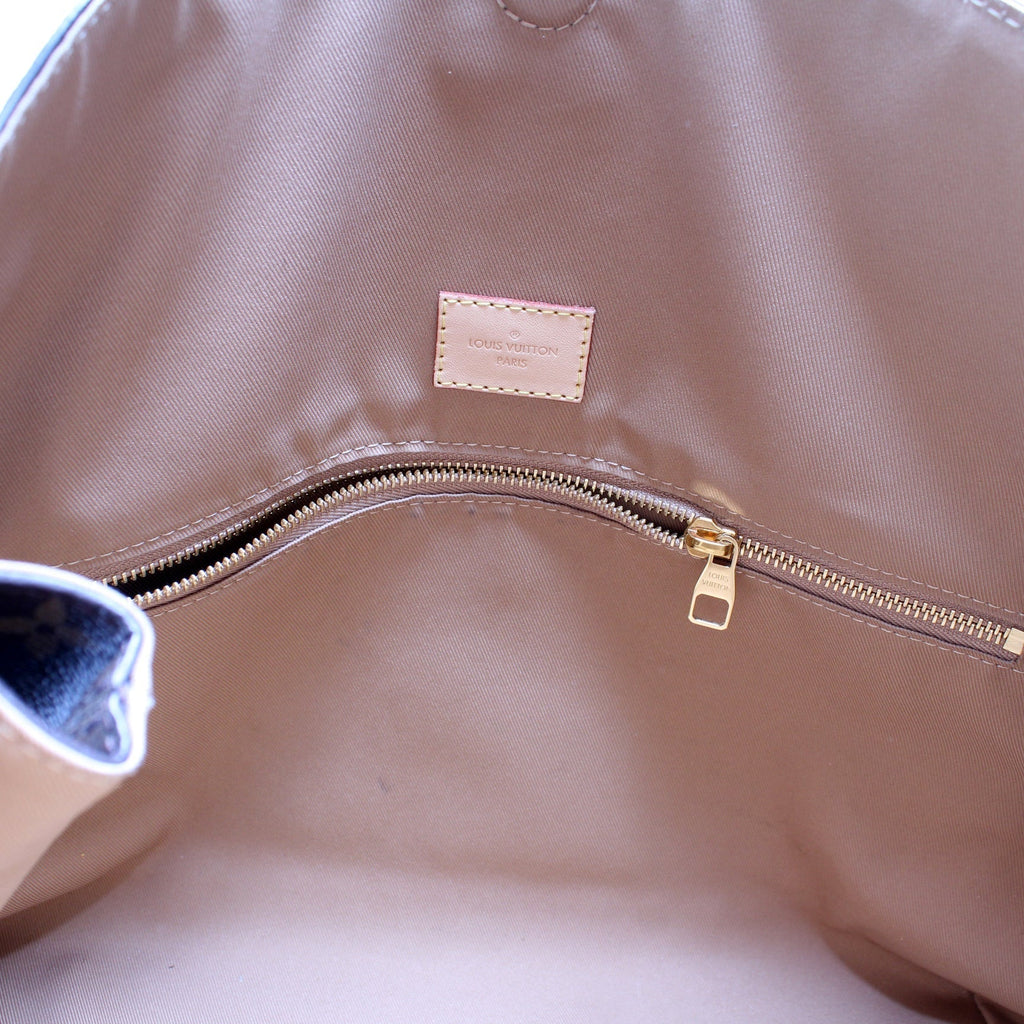 Graceful MM Monogram