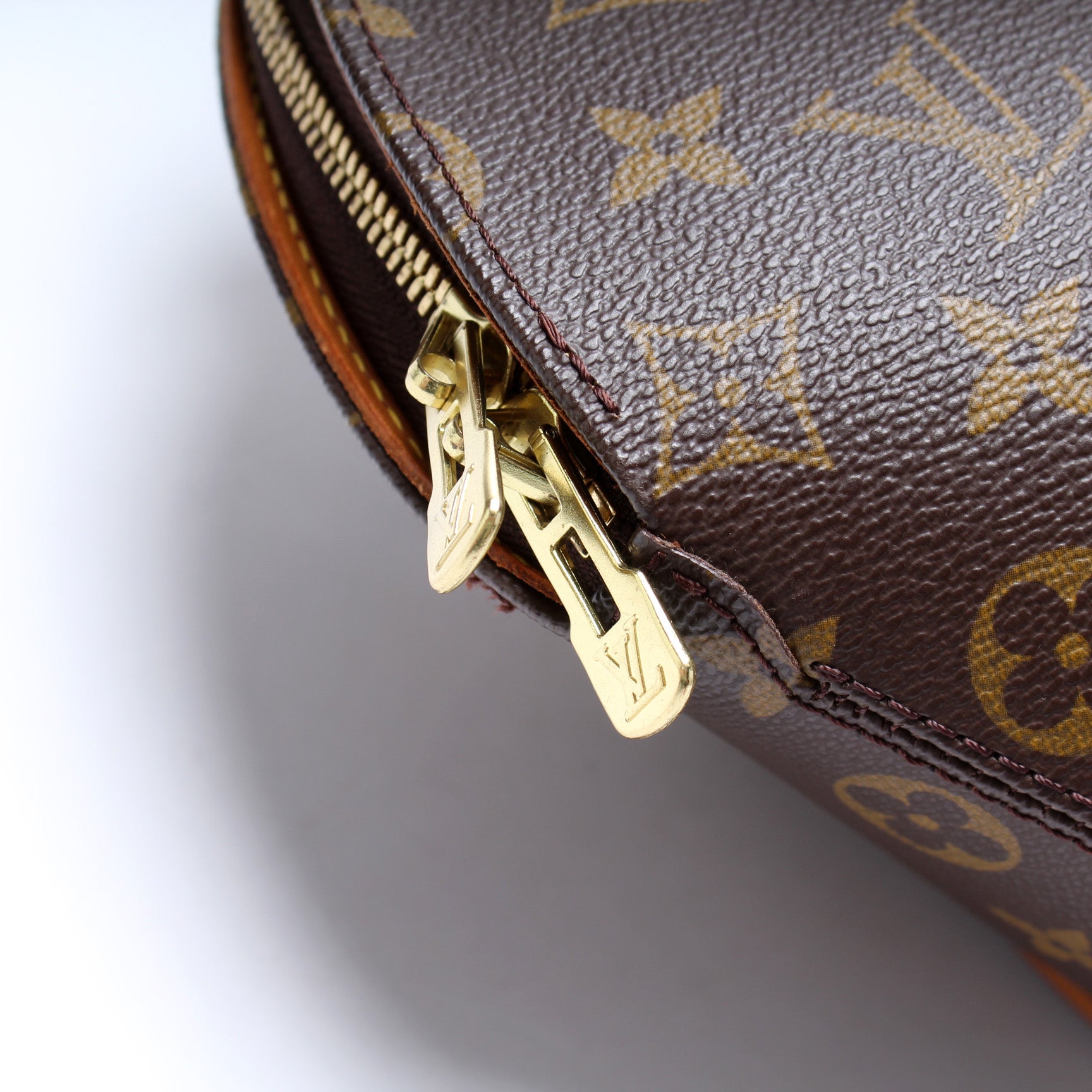 Ellipse PM Monogram