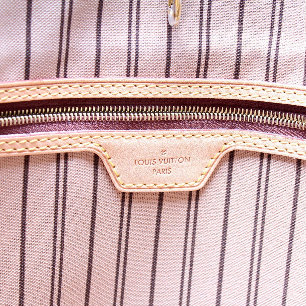 Delightful MM Monogram