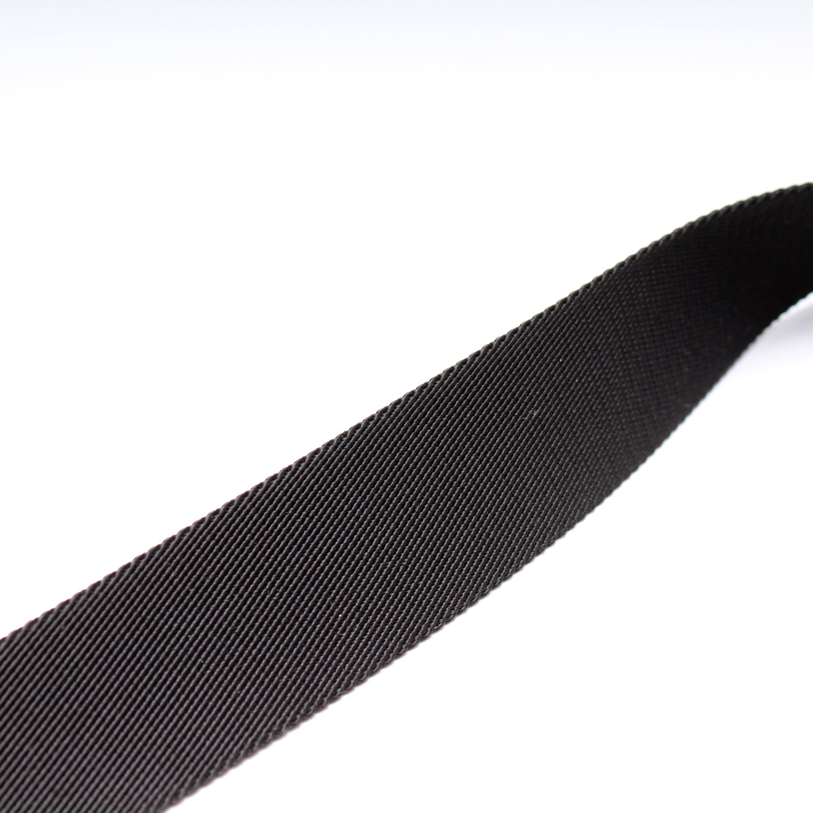 Magnetic Messenger Monogram Macassar