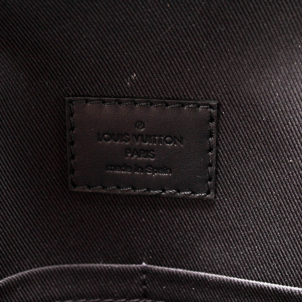 Magnetic Messenger Monogram Macassar