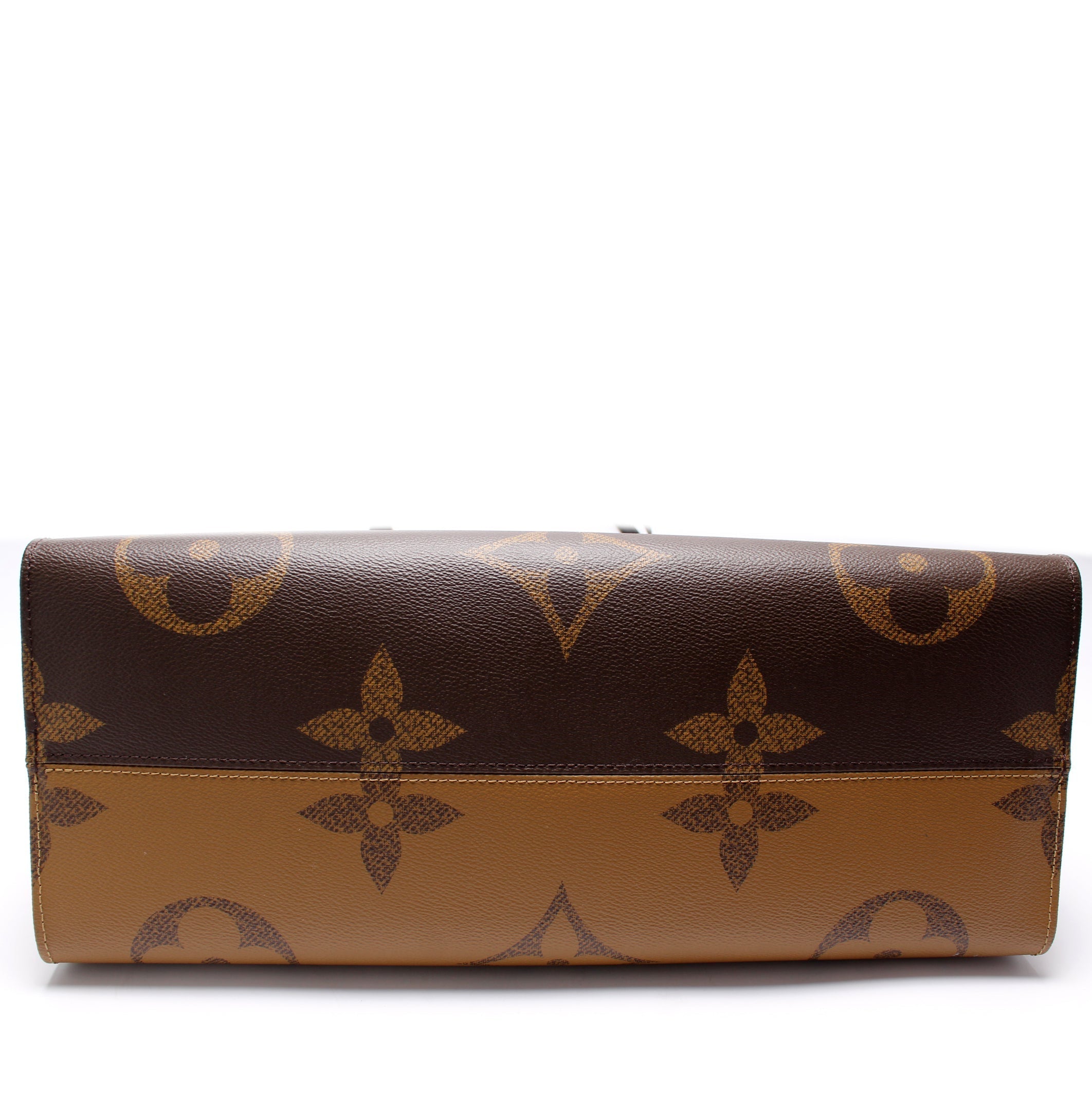 ONTHEGO GM Reverse Monogram