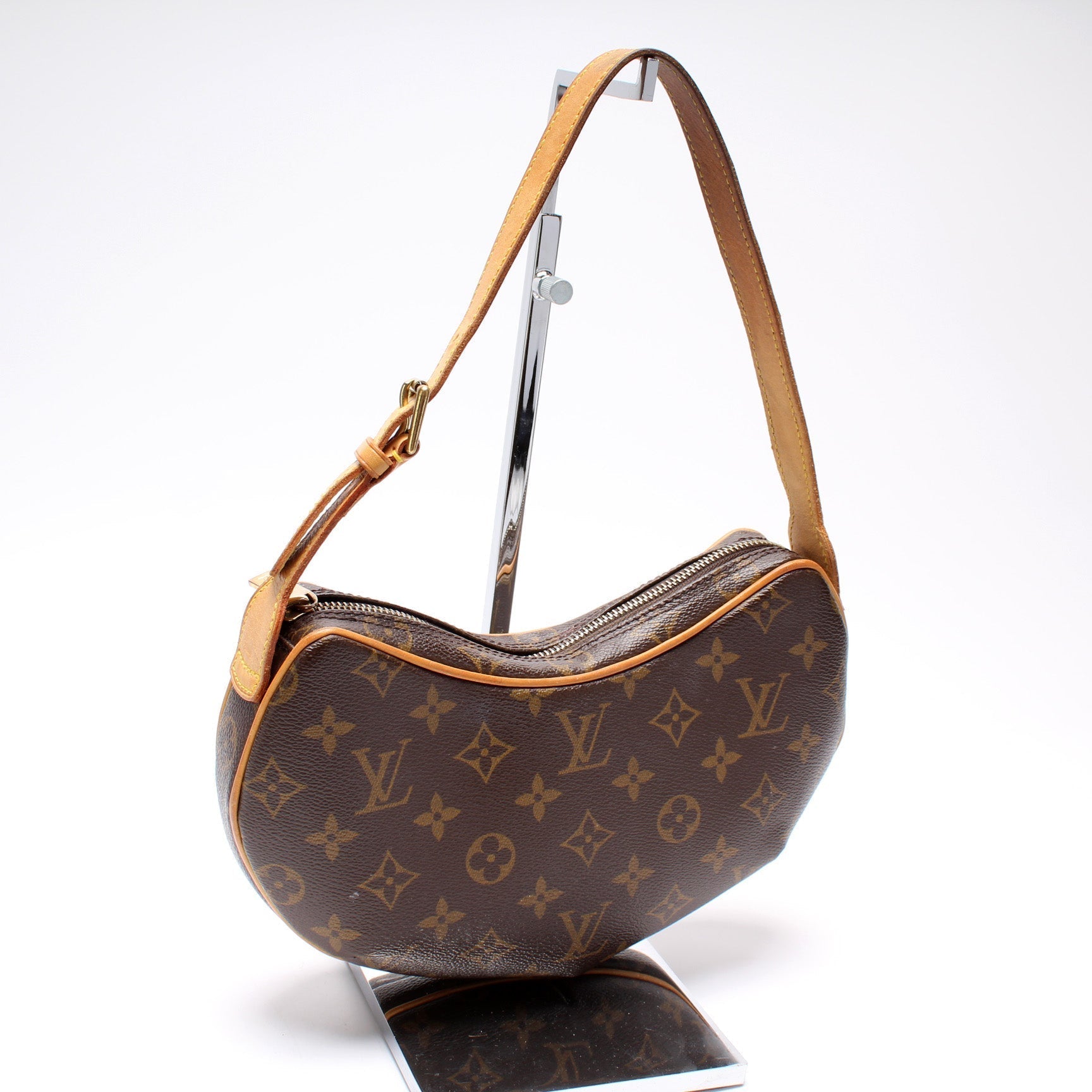 Croissant PM Monogram