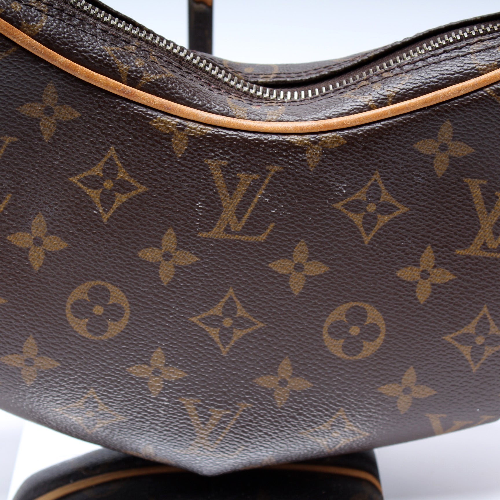 Croissant PM Monogram