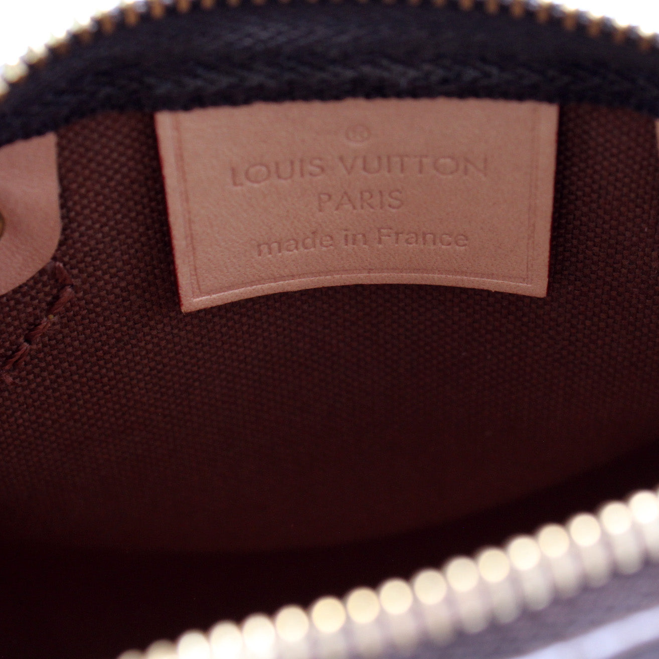 Nano Speedy Monogram