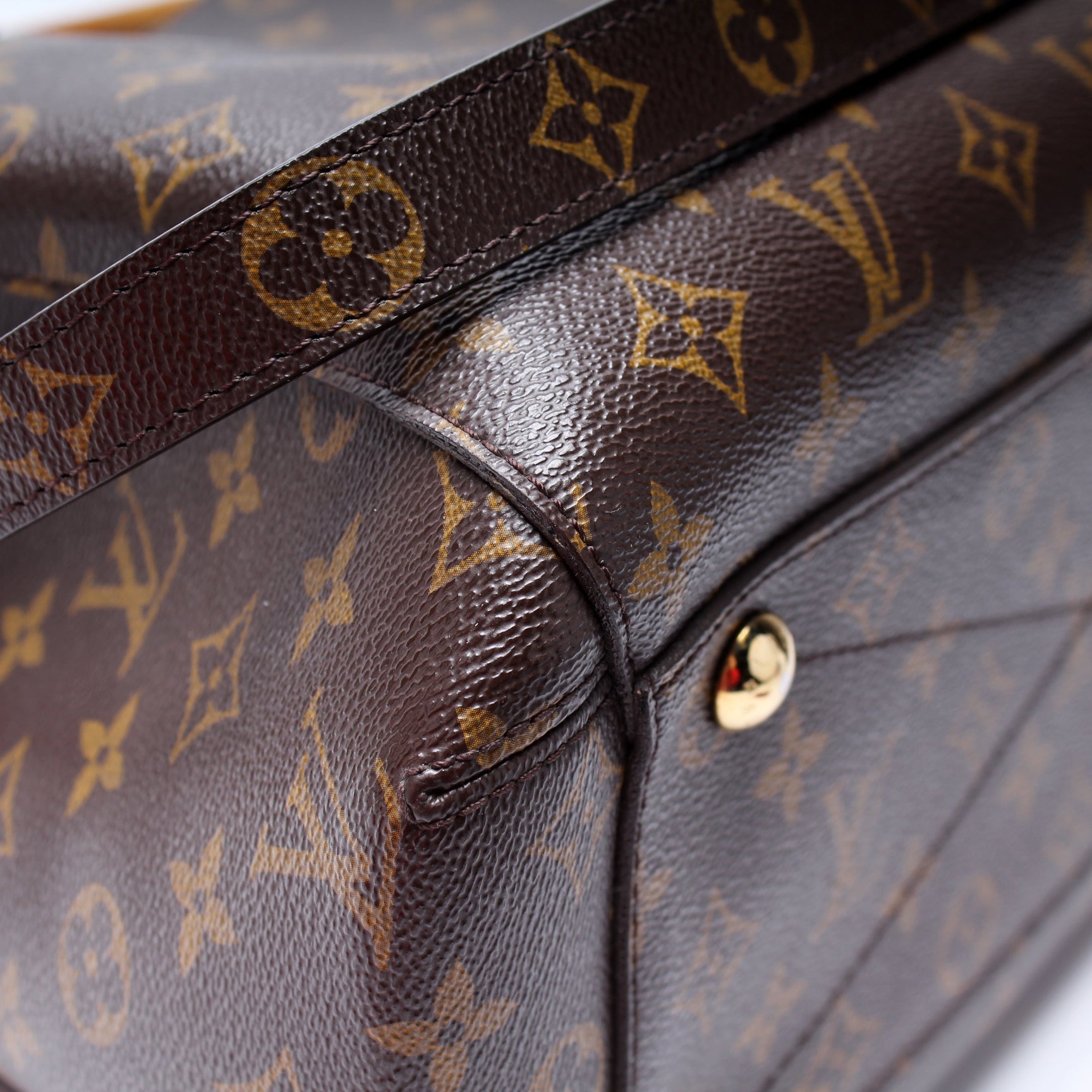 Montaigne MM Monogram