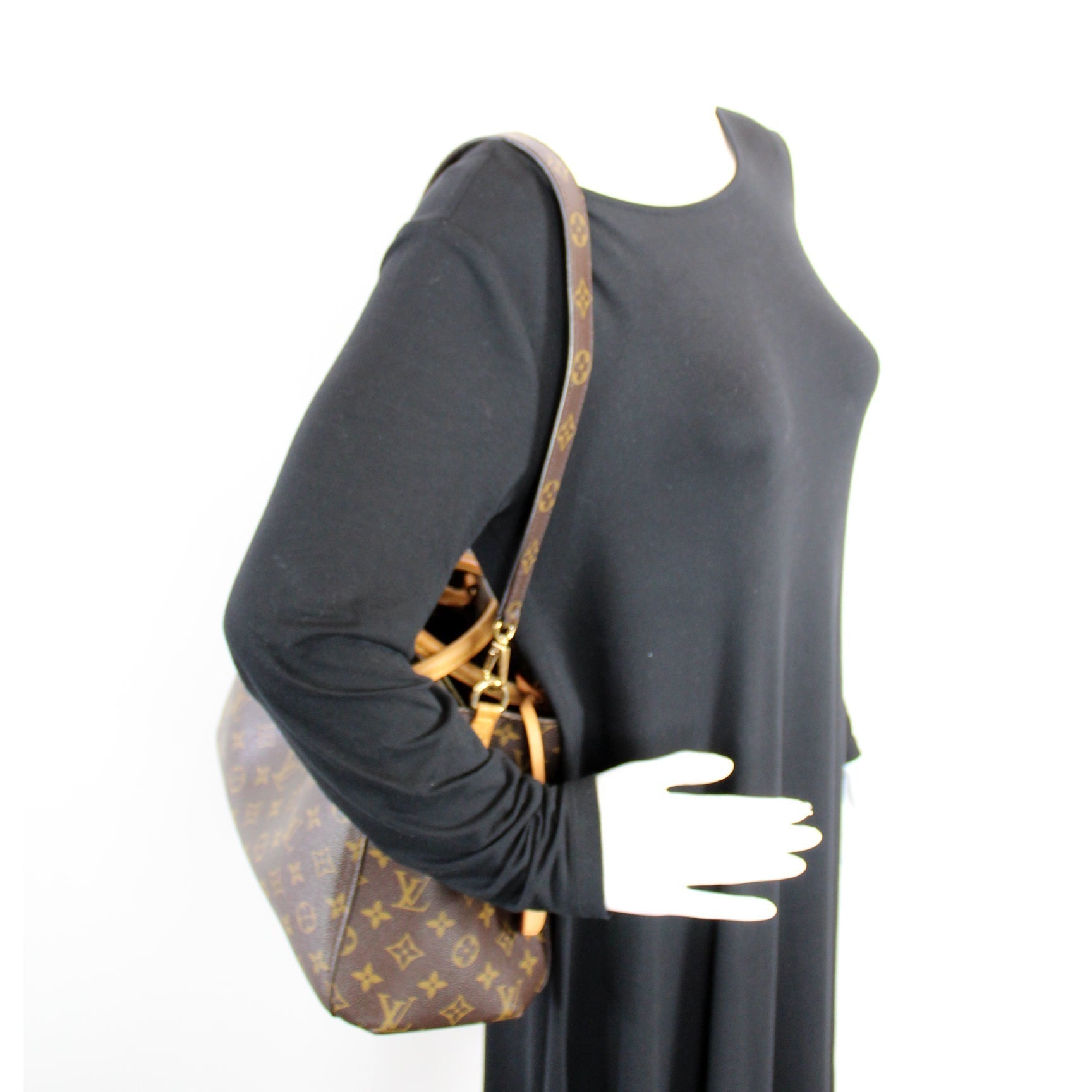 Montaigne MM Monogram