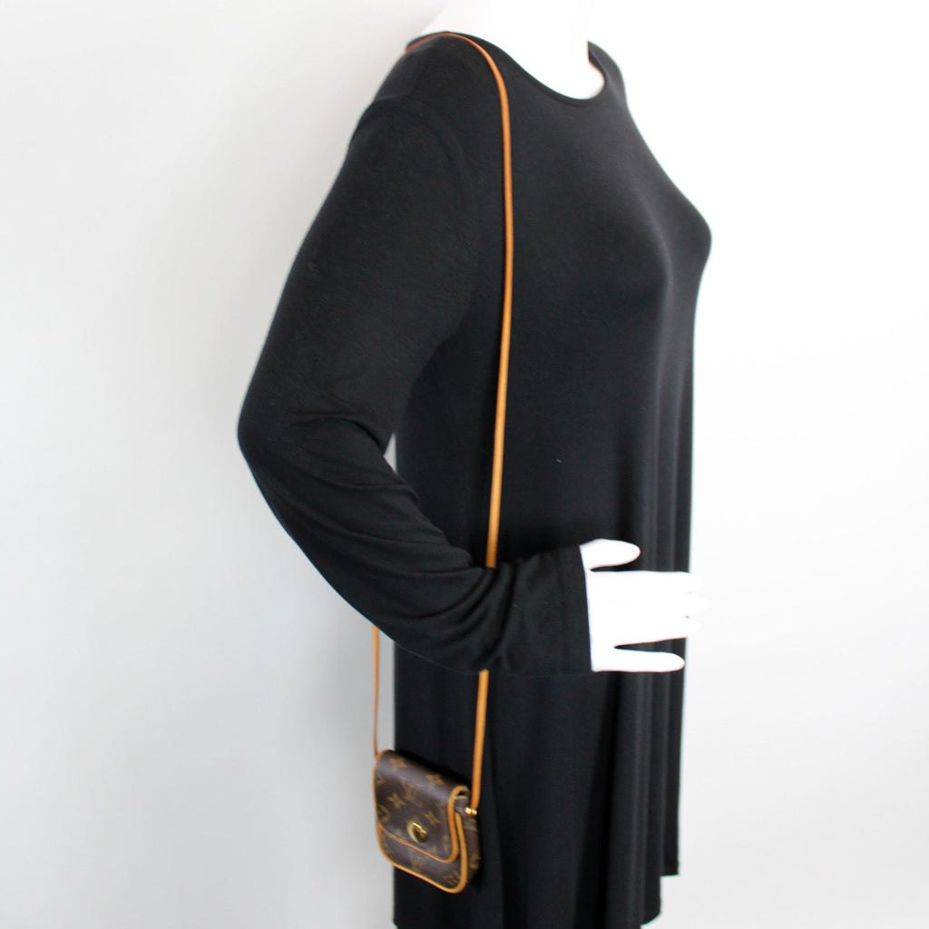 Pochette Cancun Crossbody Monogram